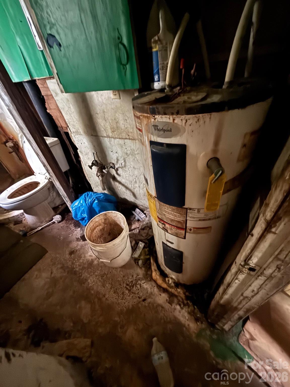 main property photo 11
