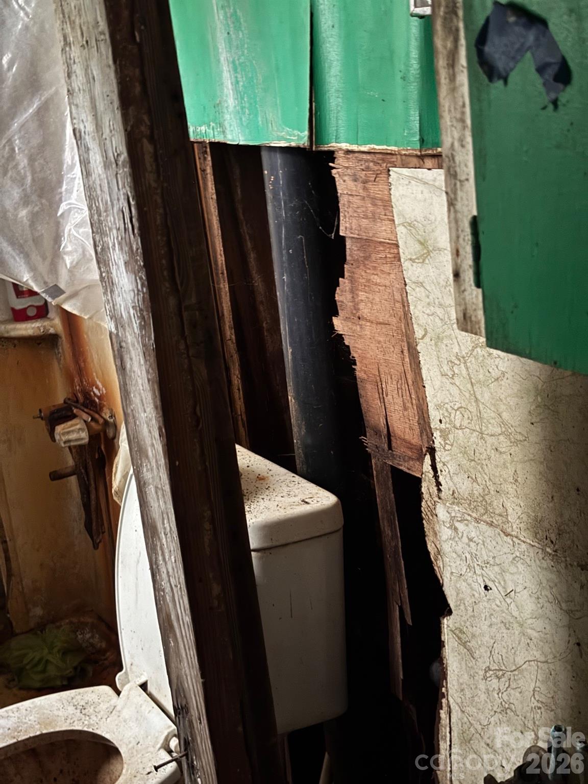 main property photo 13