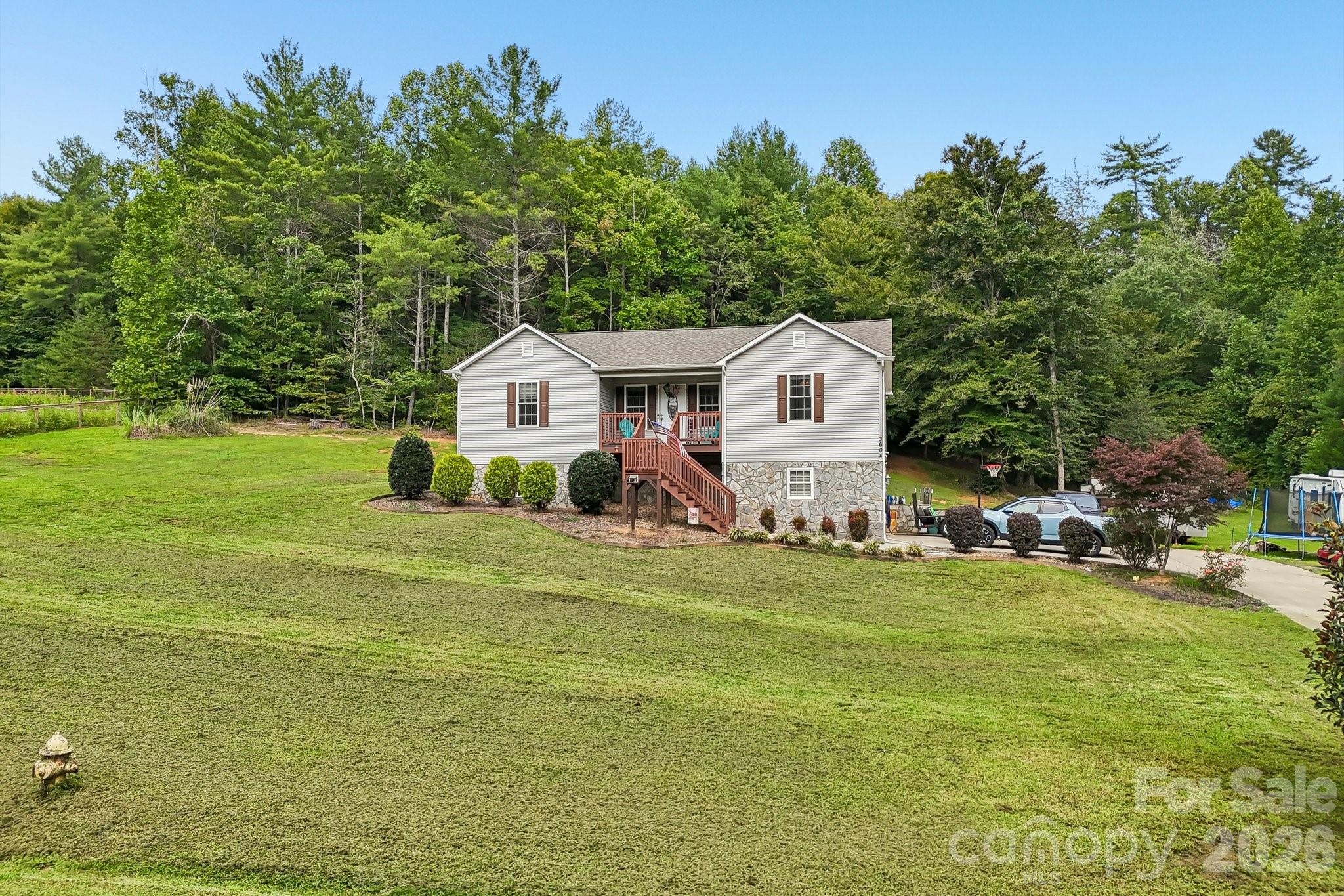 main property photo 24