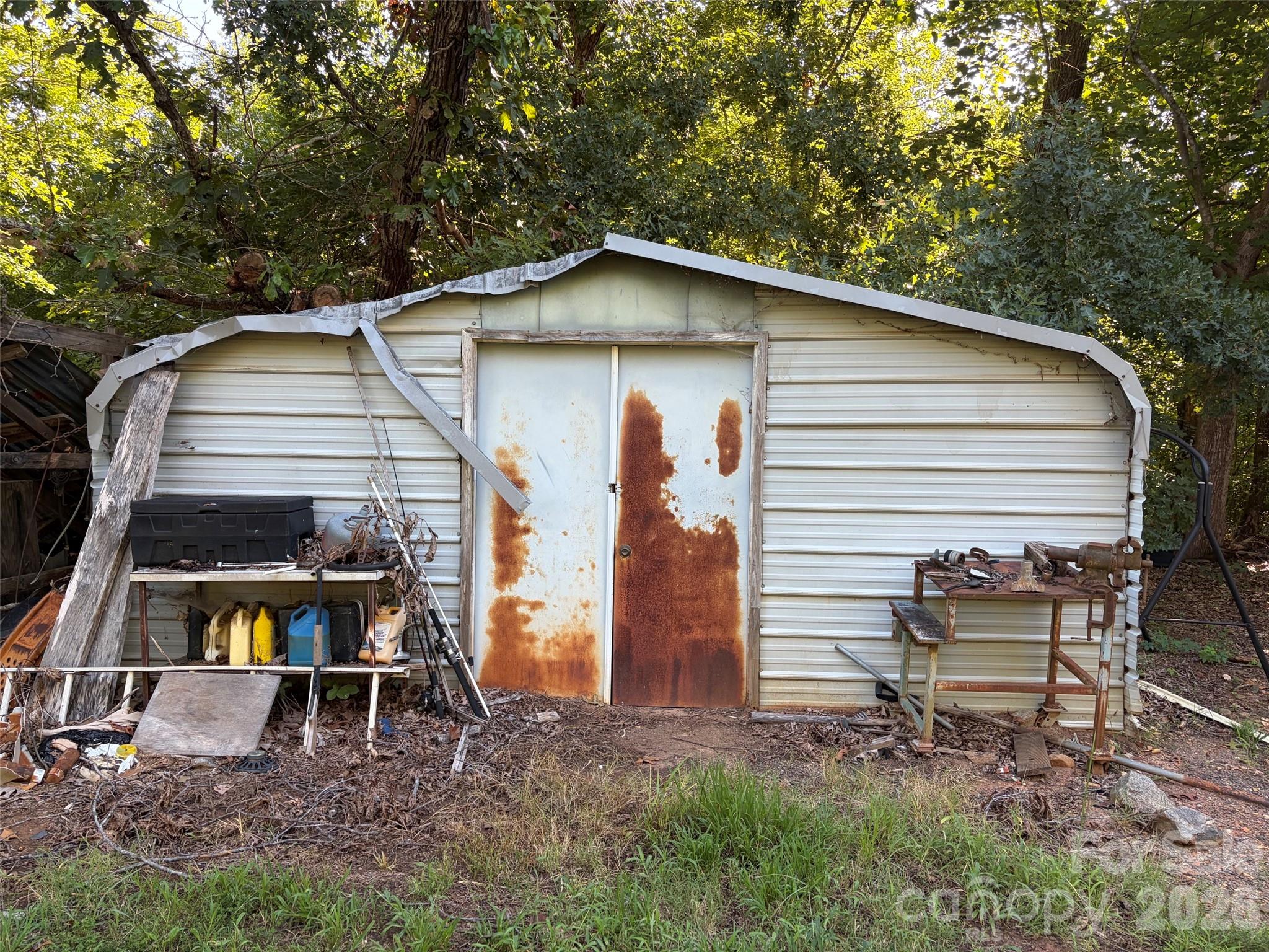 main property photo 24