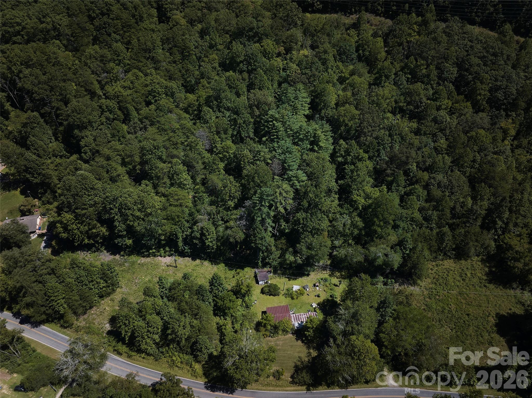 main property photo 10