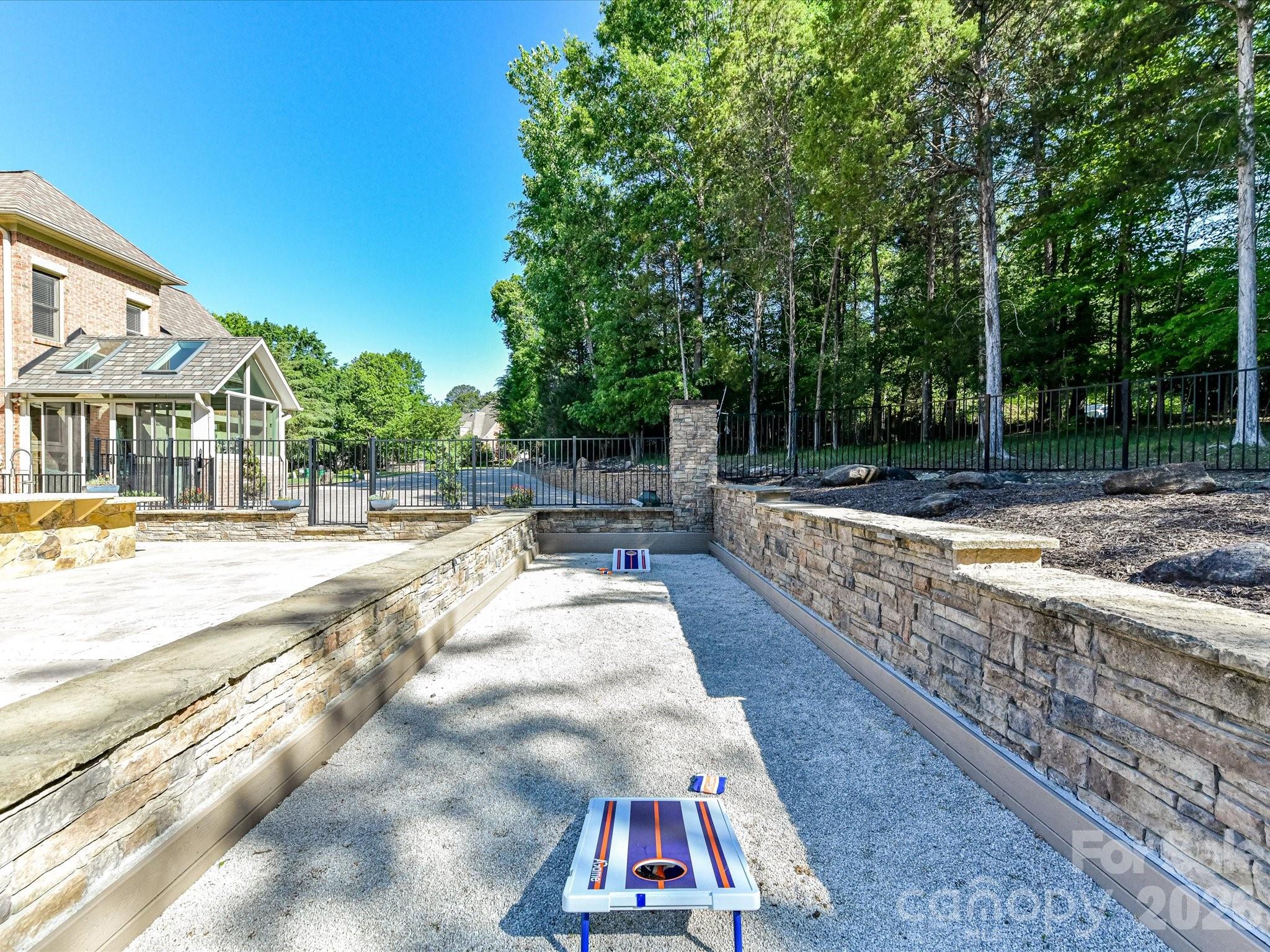 main property photo 44