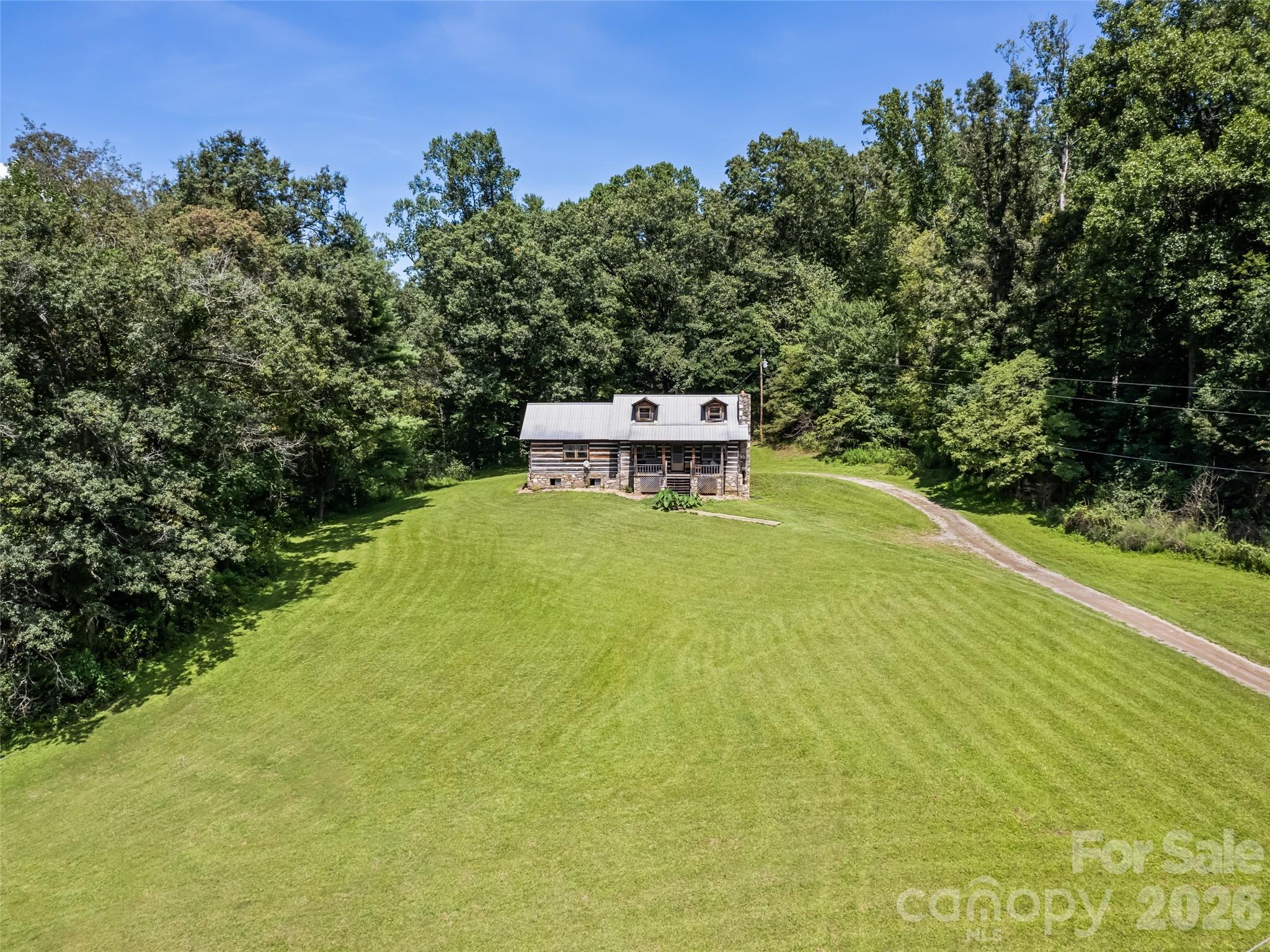 main property photo 11