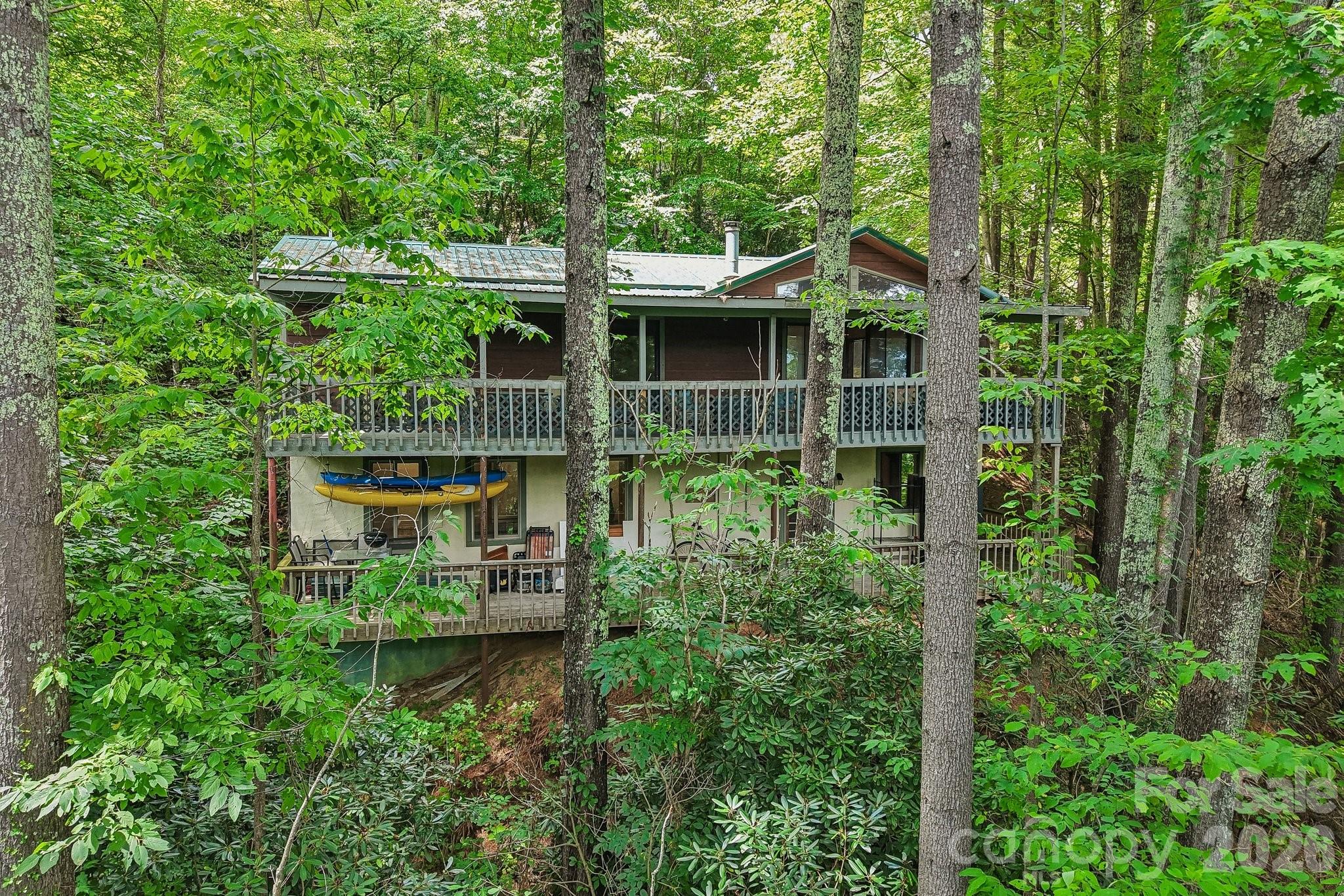 main property photo 41