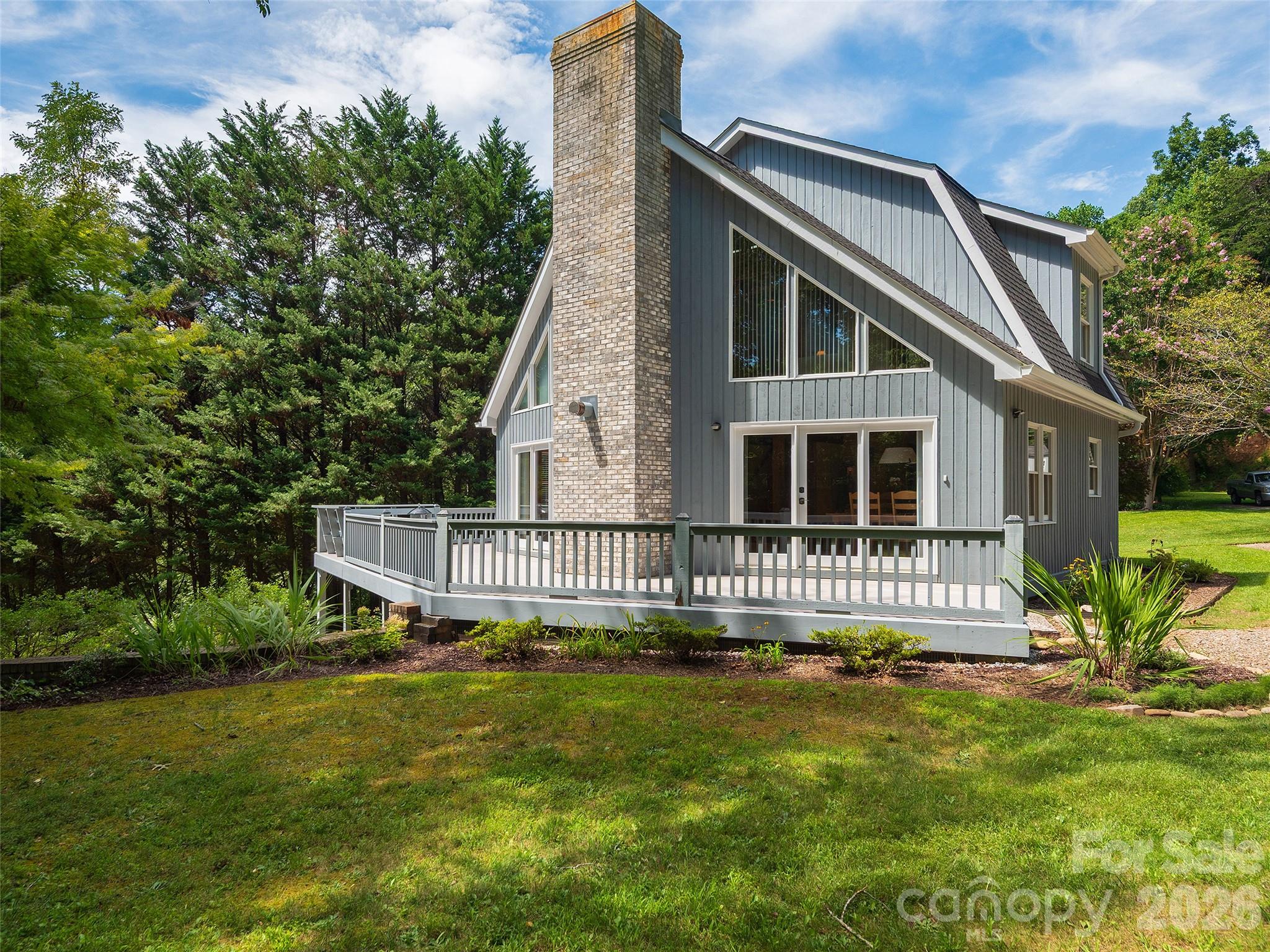main property photo 29