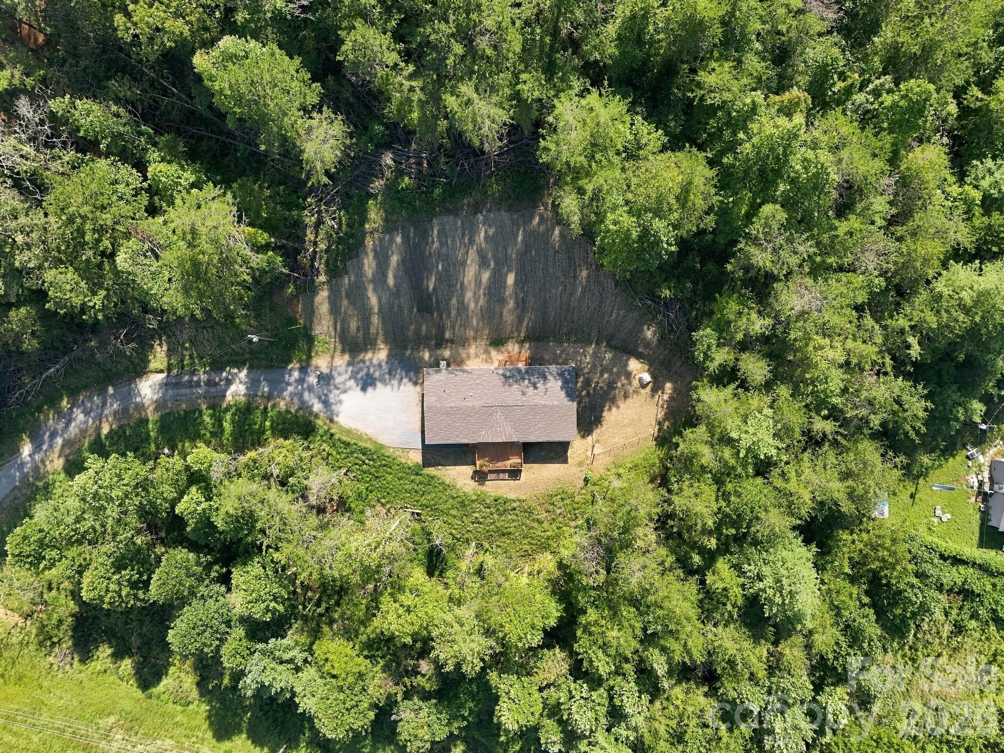 main property photo 41