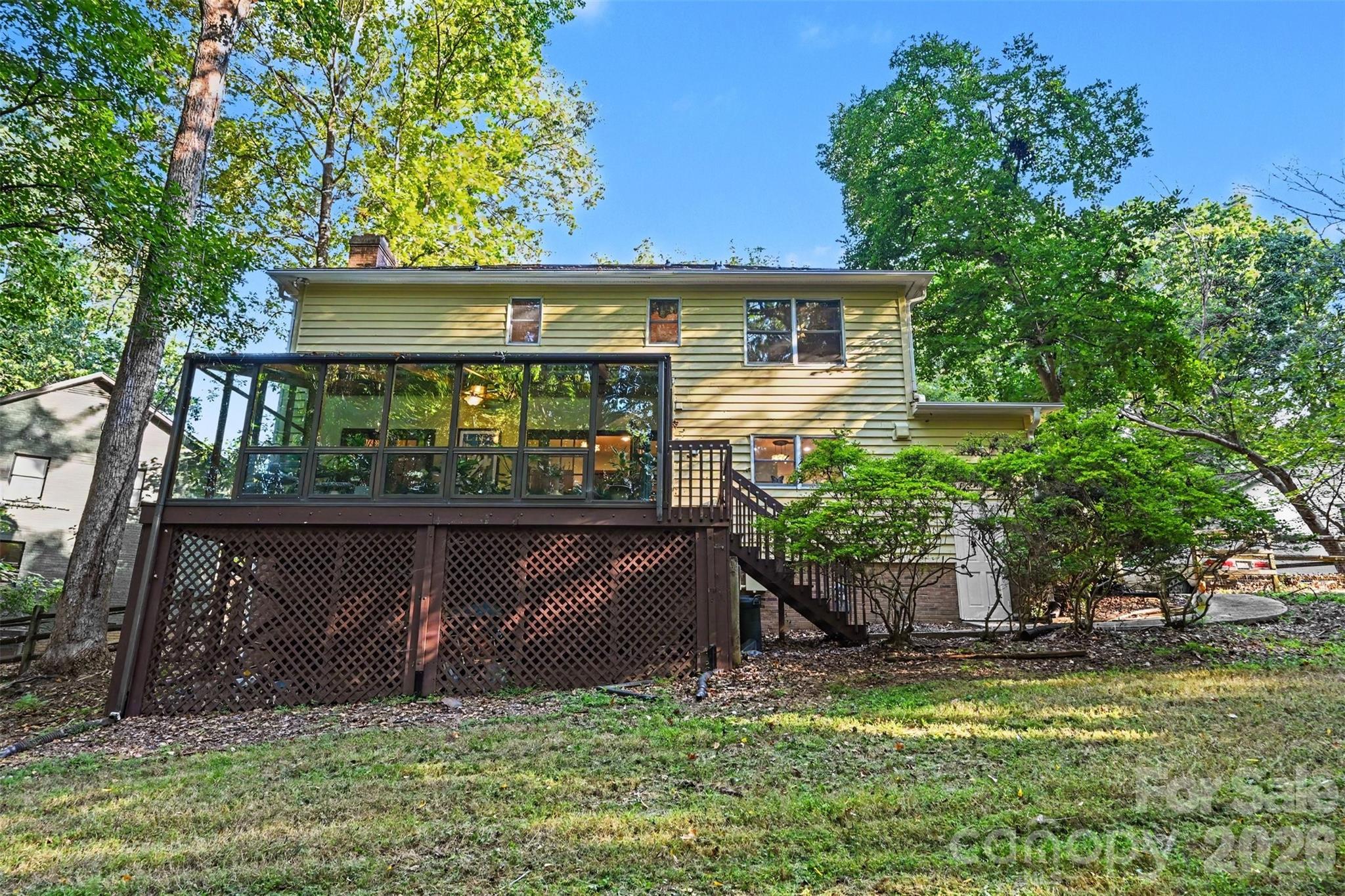 main property photo 32