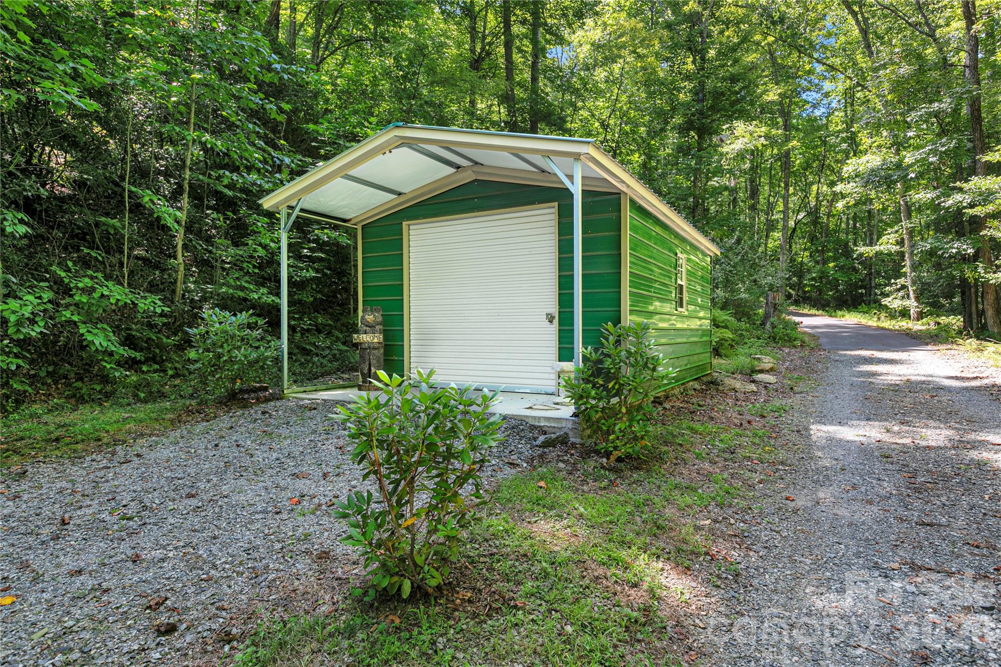 main property photo 44