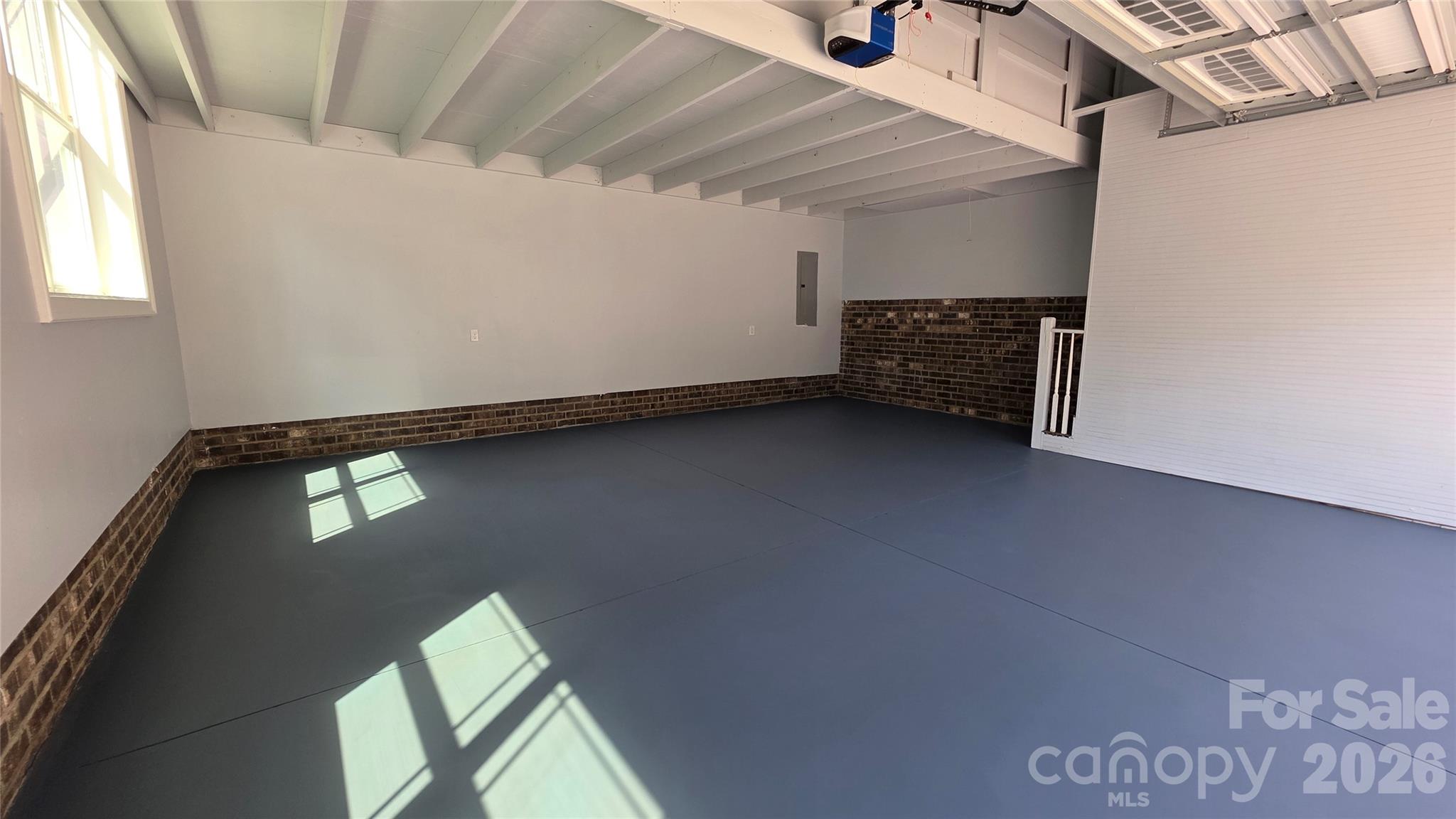 main property photo 42