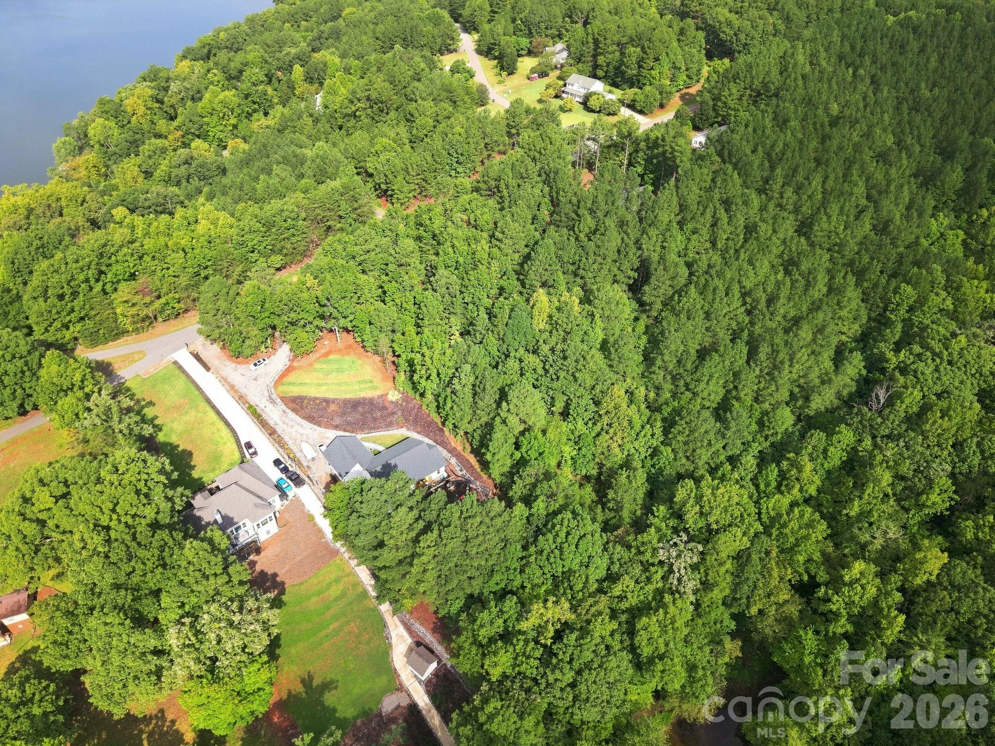 main property photo 45