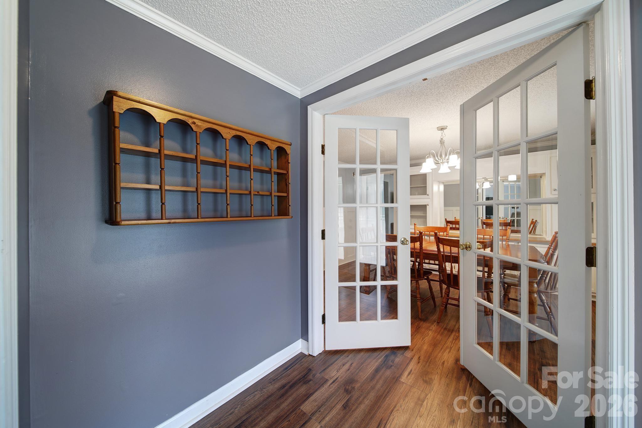 main property photo 7