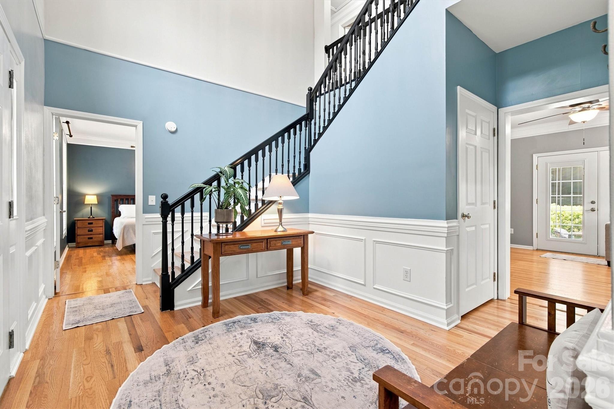 main property photo 7
