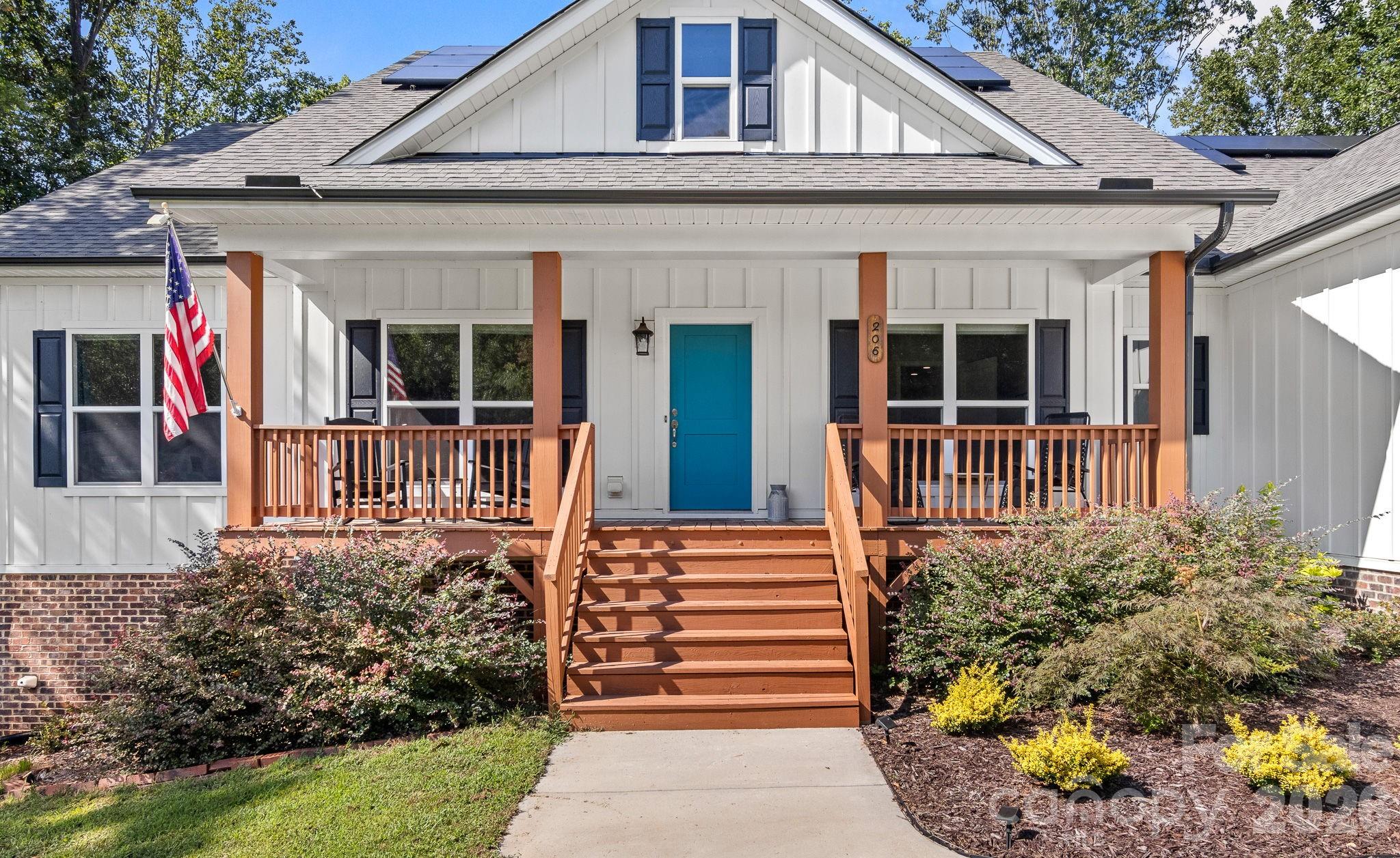 main property photo 7