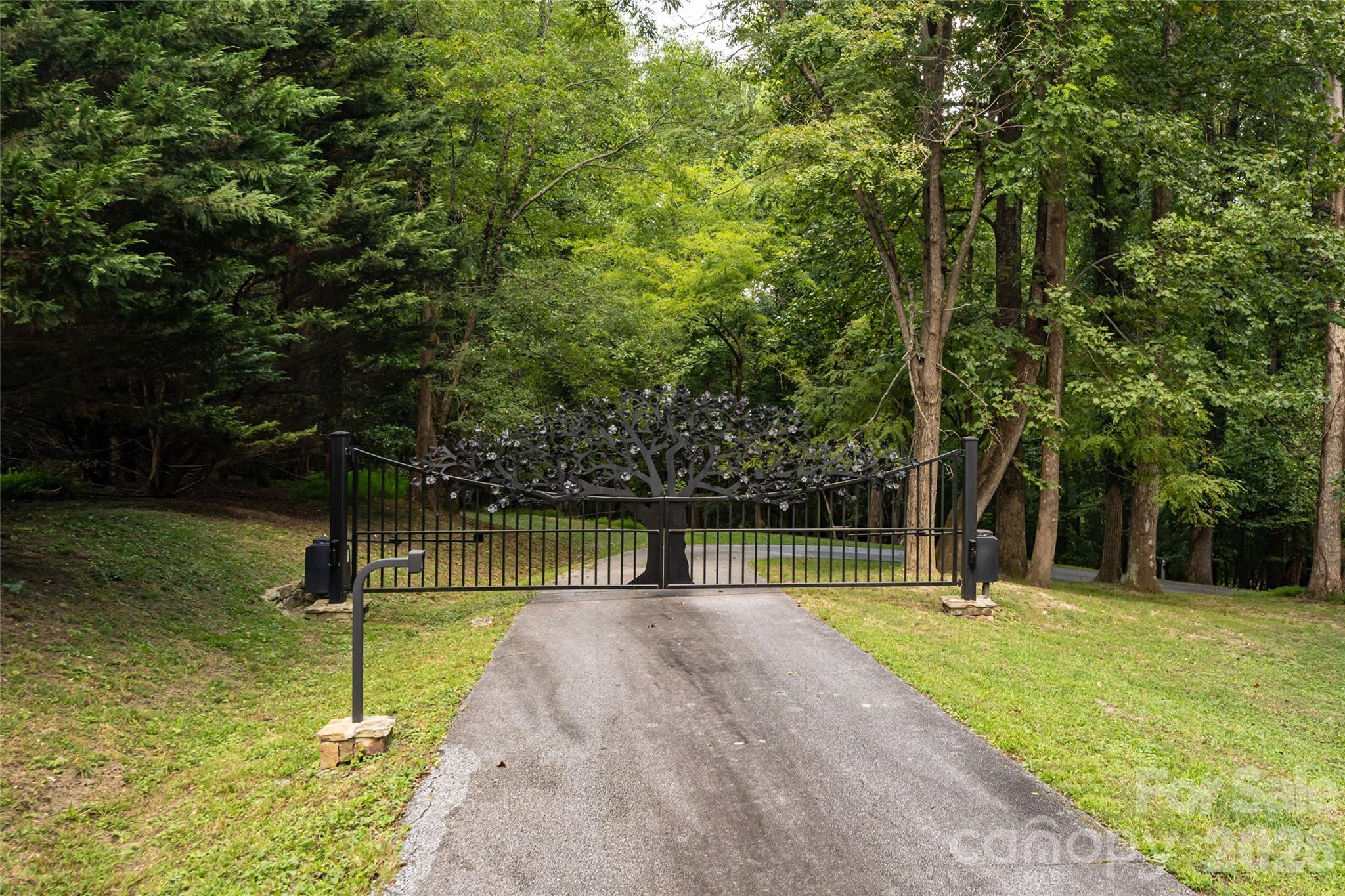 main property photo 47