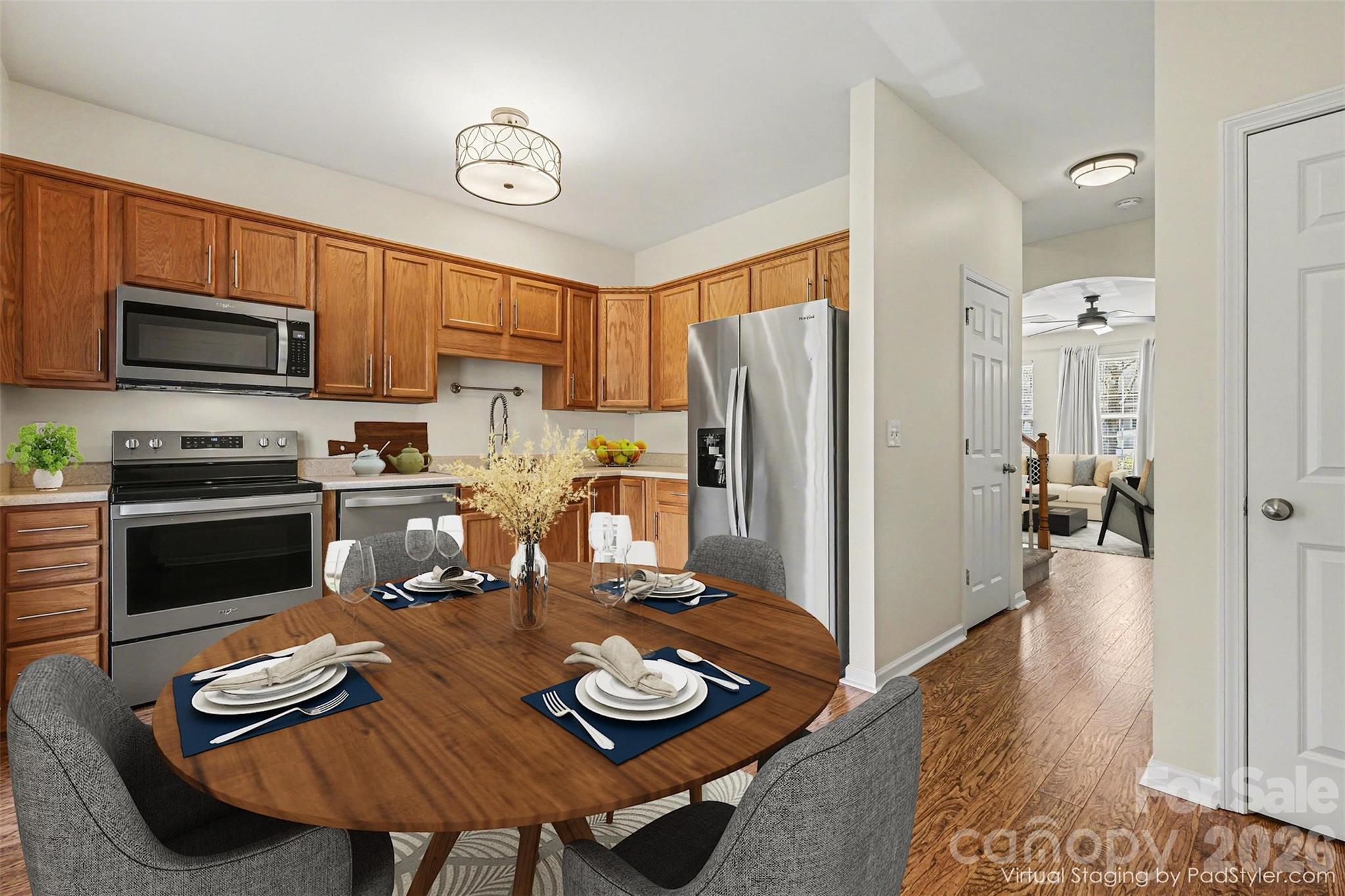 main property photo 7
