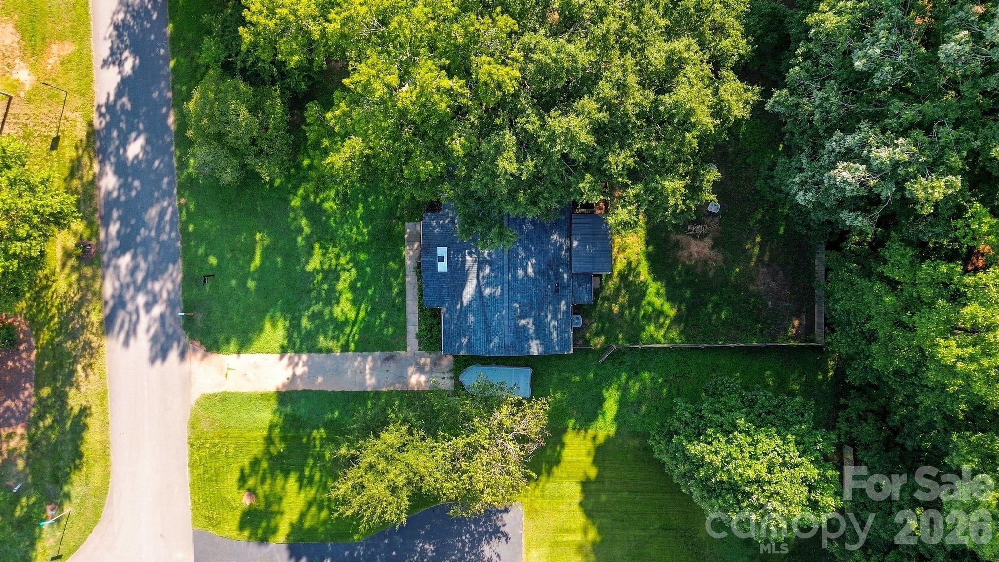 main property photo 31