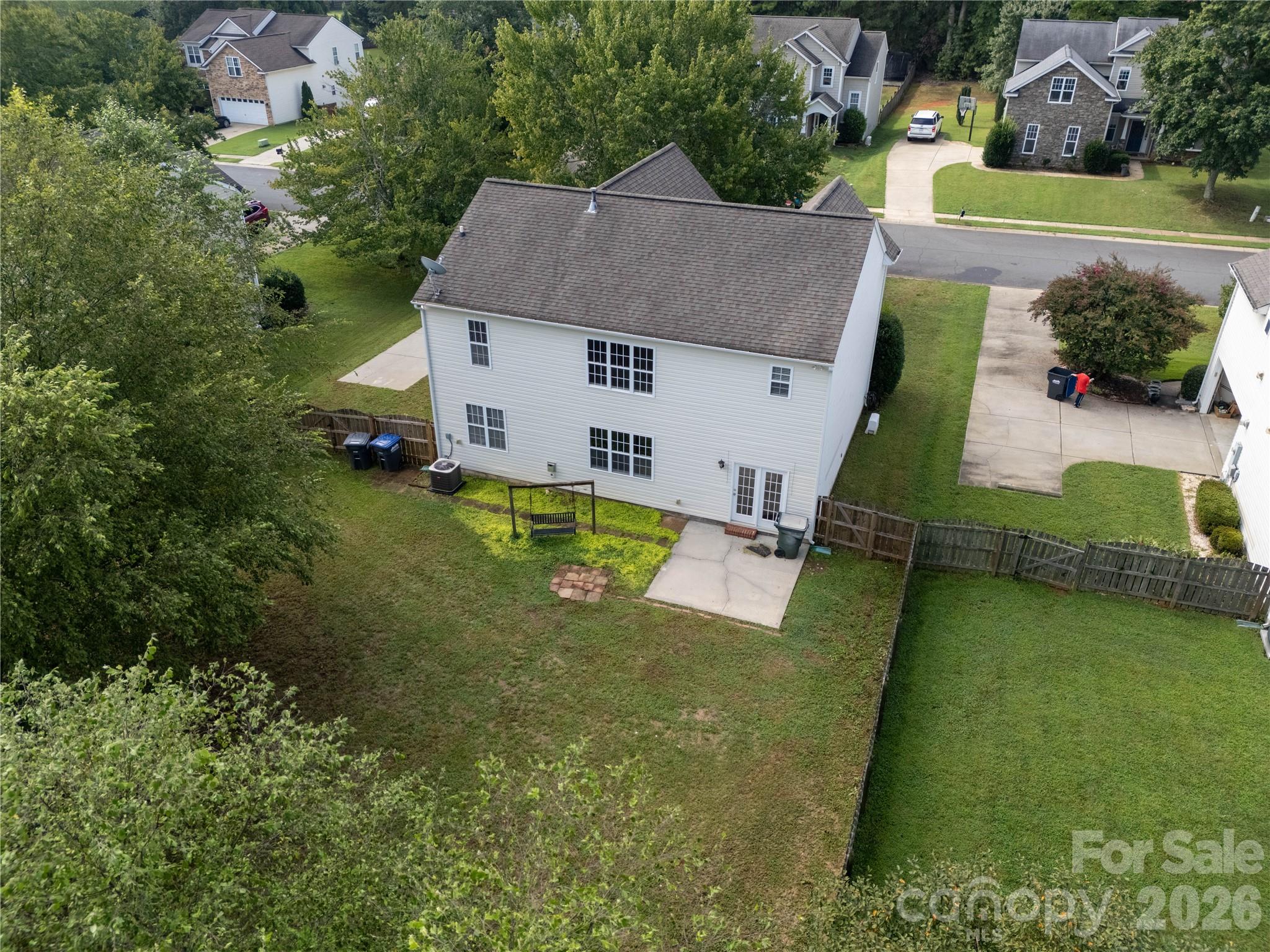 main property photo 45
