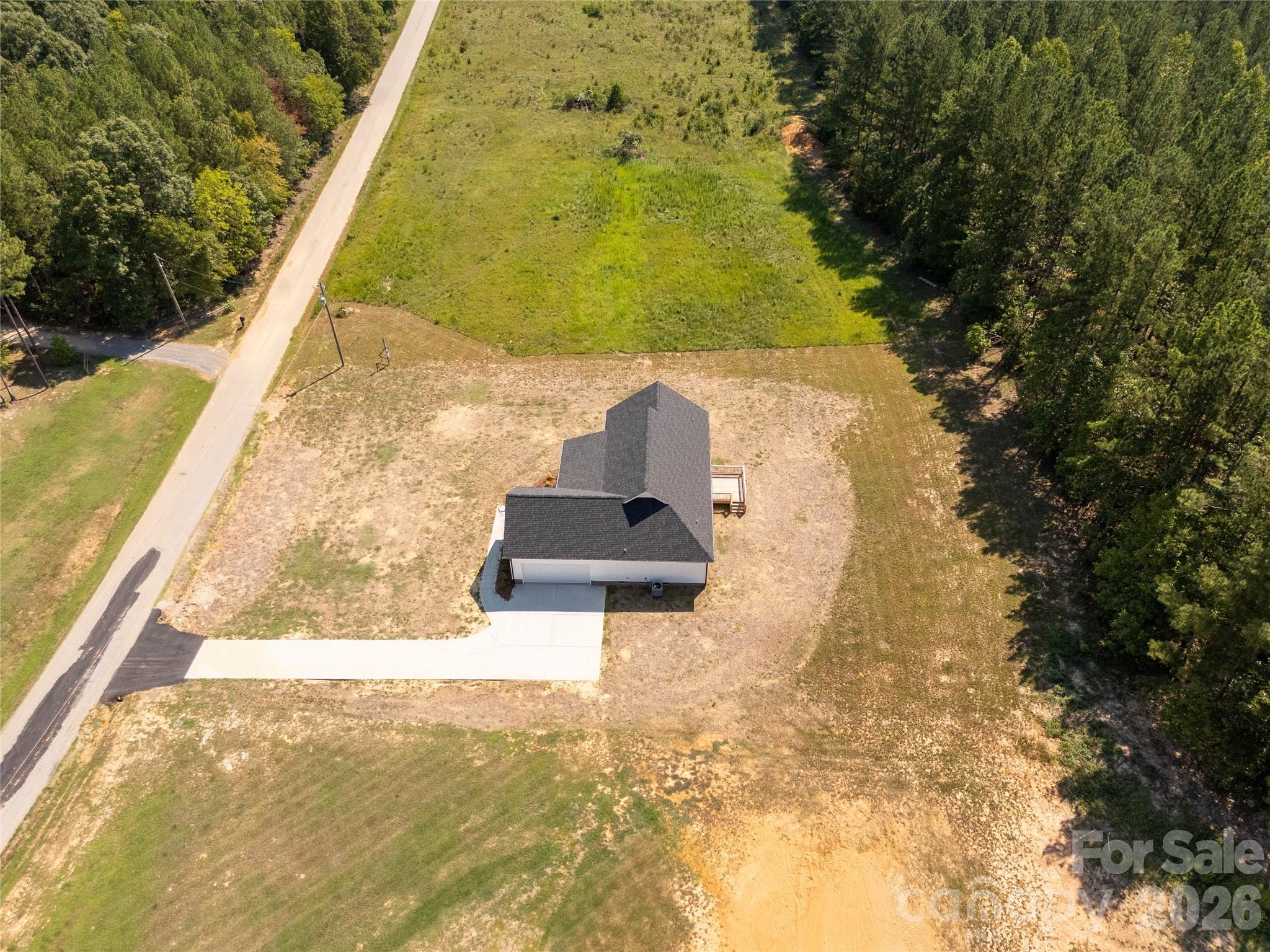 main property photo 18