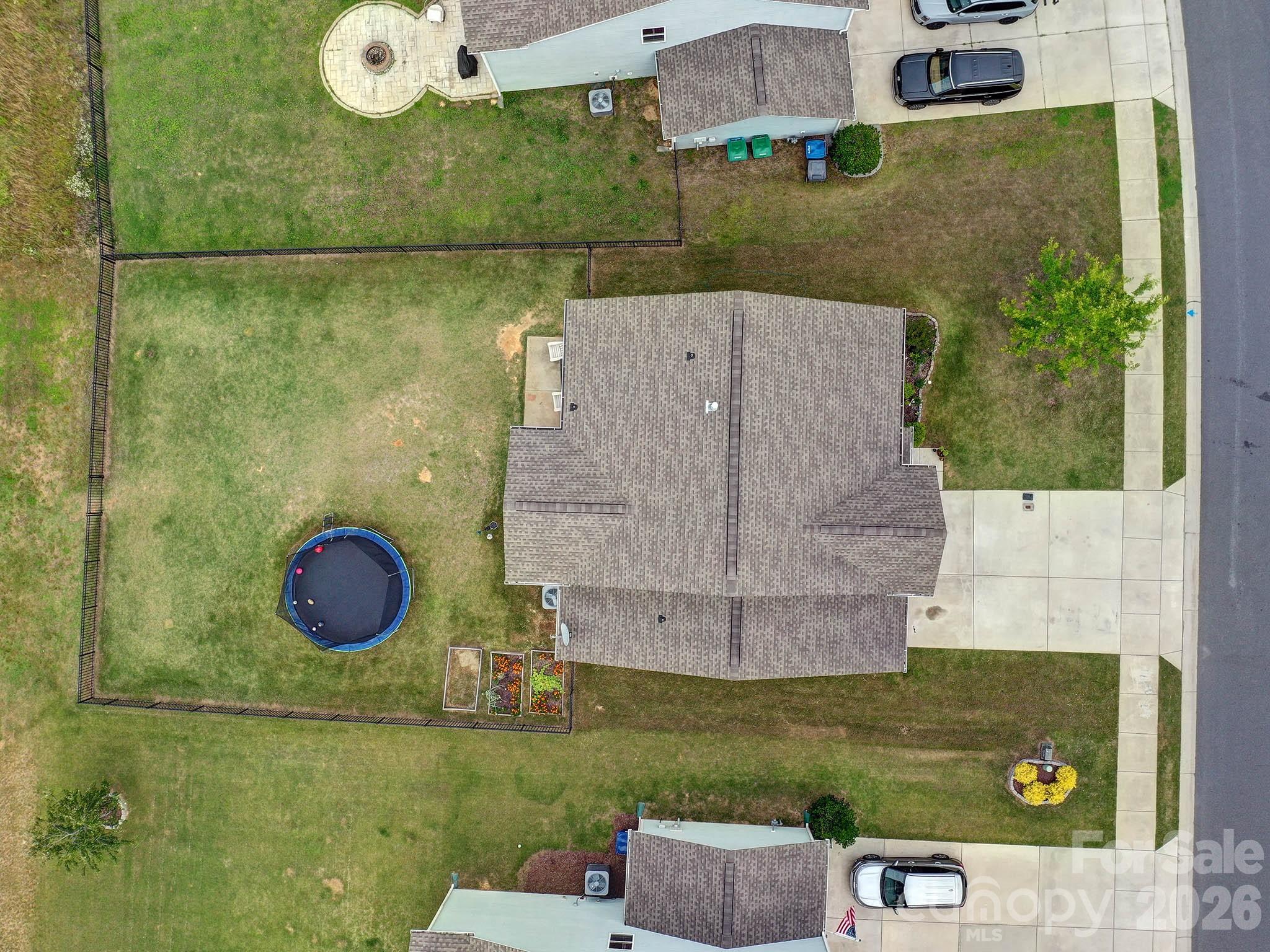 main property photo 43