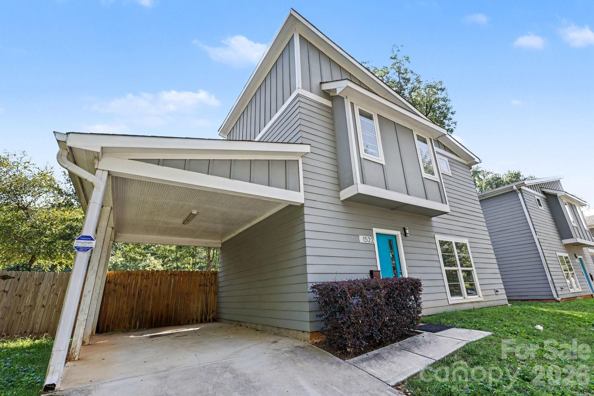 main property photo 3