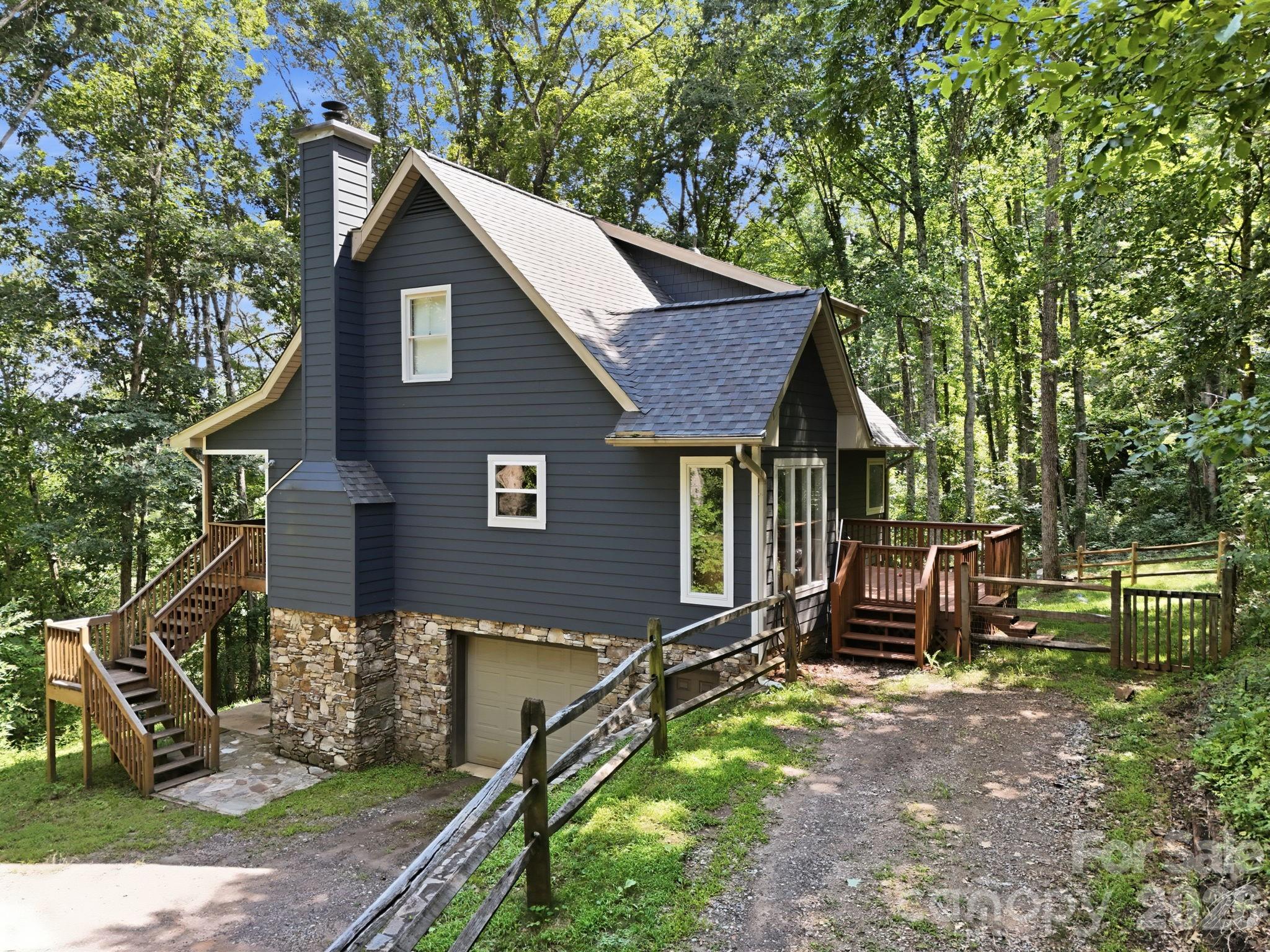 main property photo 30