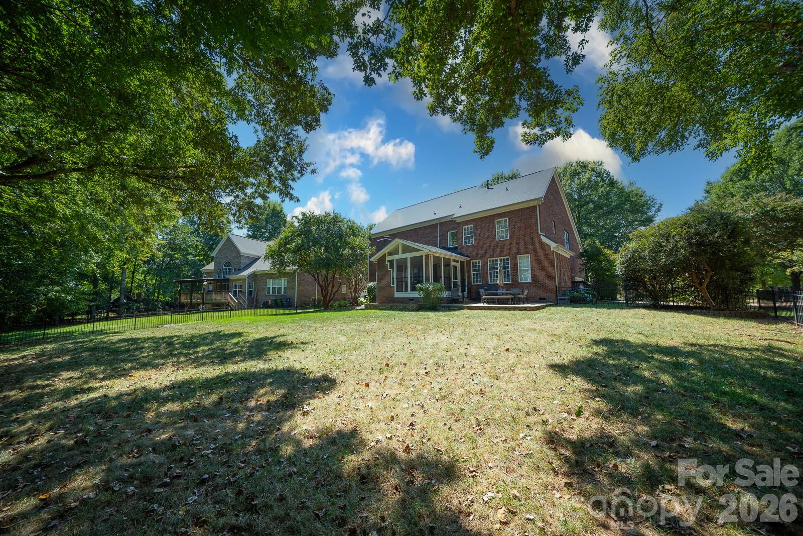 main property photo 41