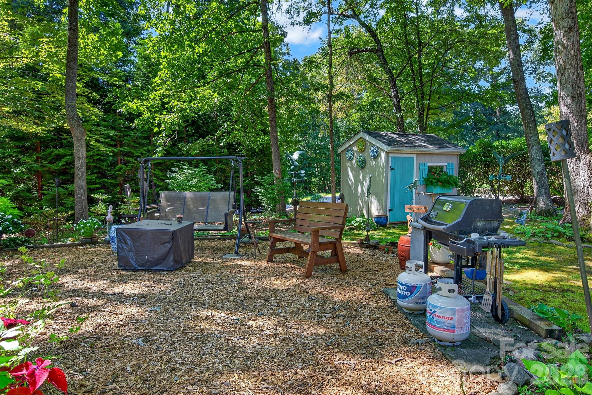 main property photo 43