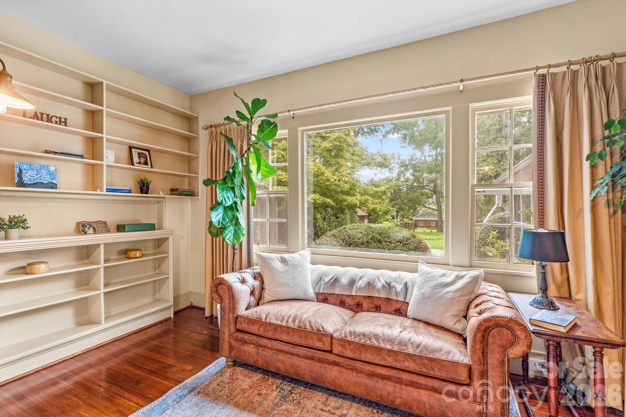 main property photo 12