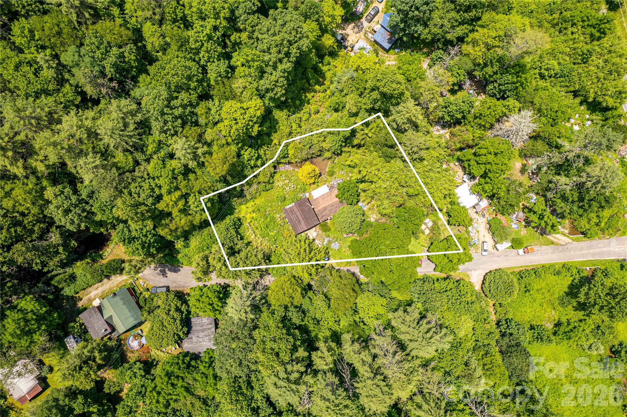main property photo 6
