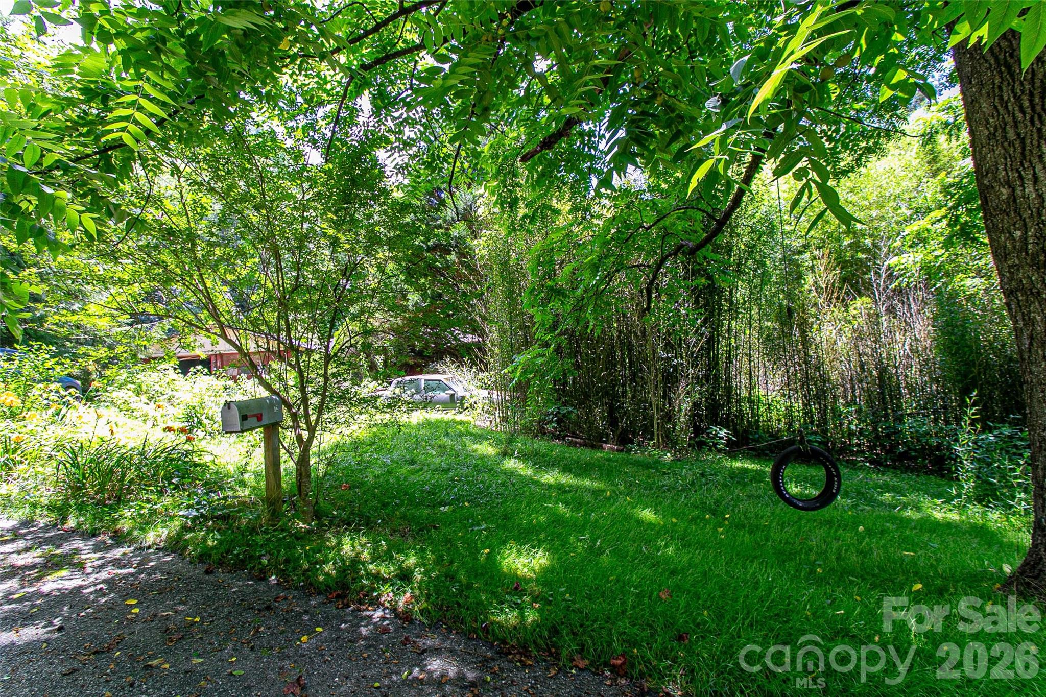 main property photo 9