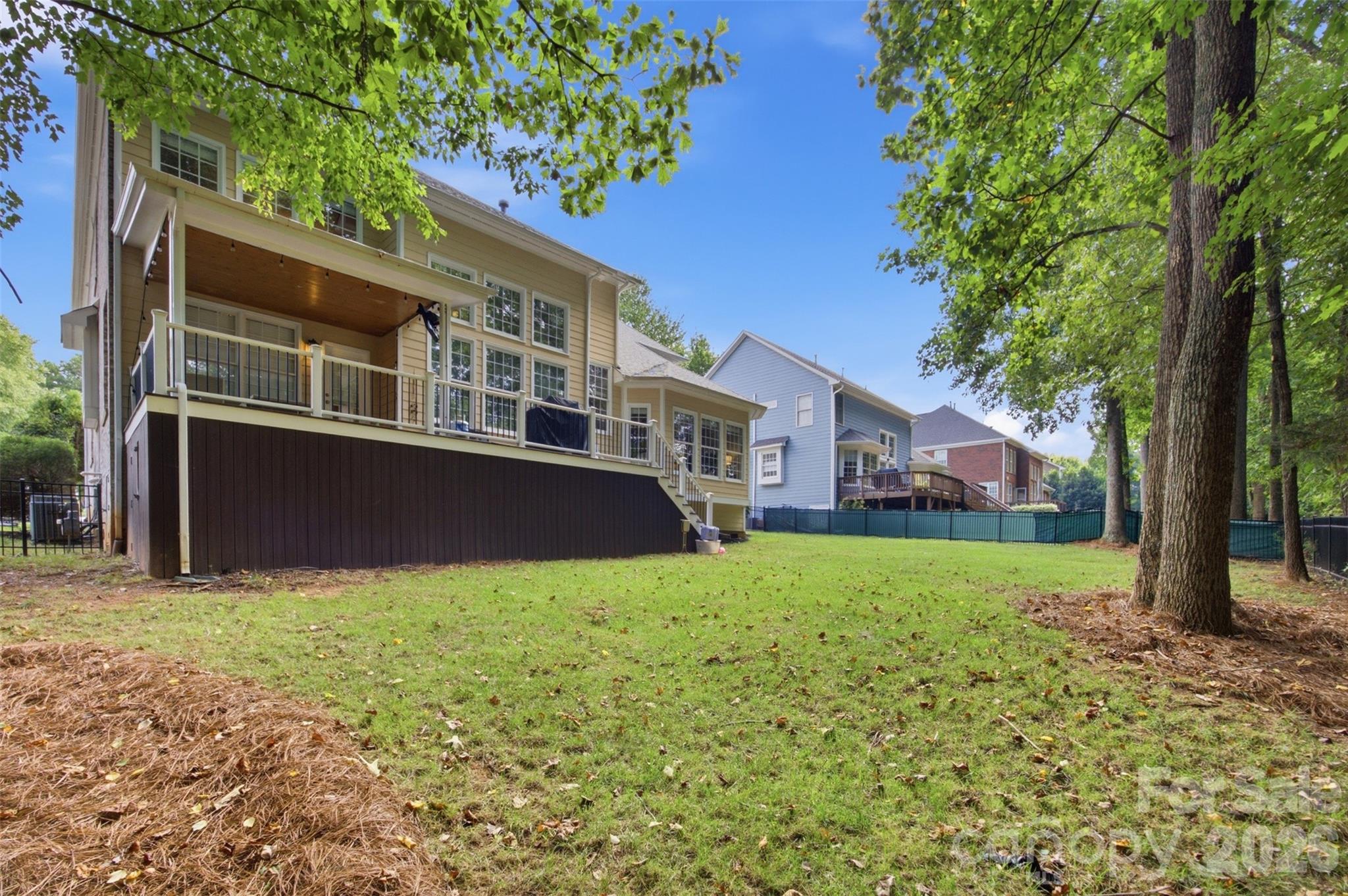 main property photo 40