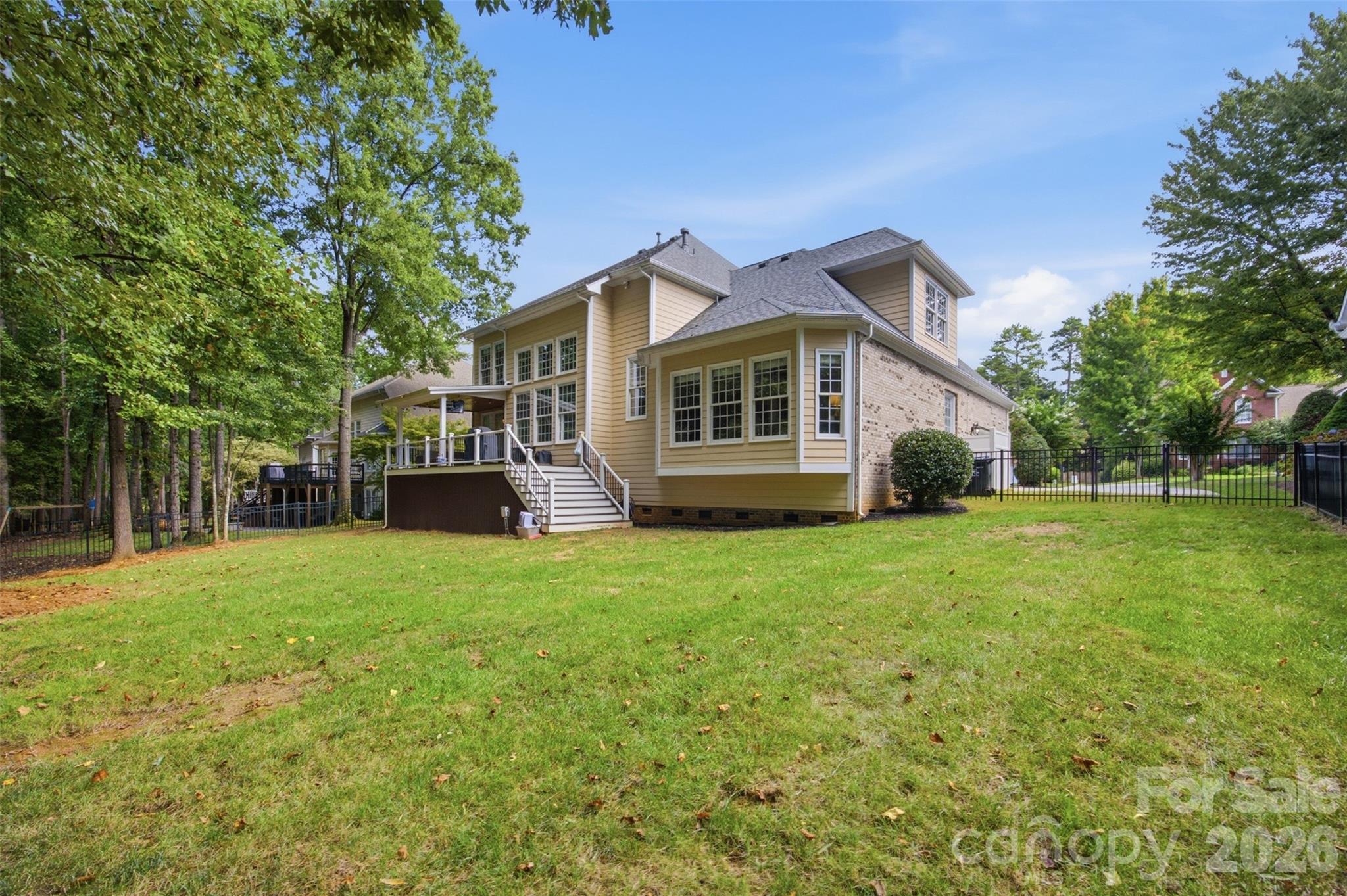 main property photo 41
