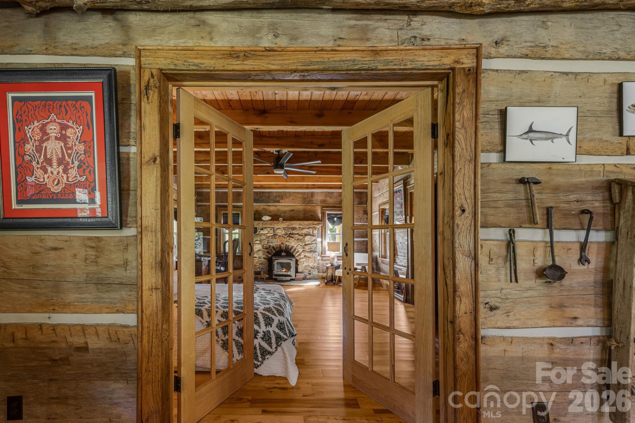 main property photo 11