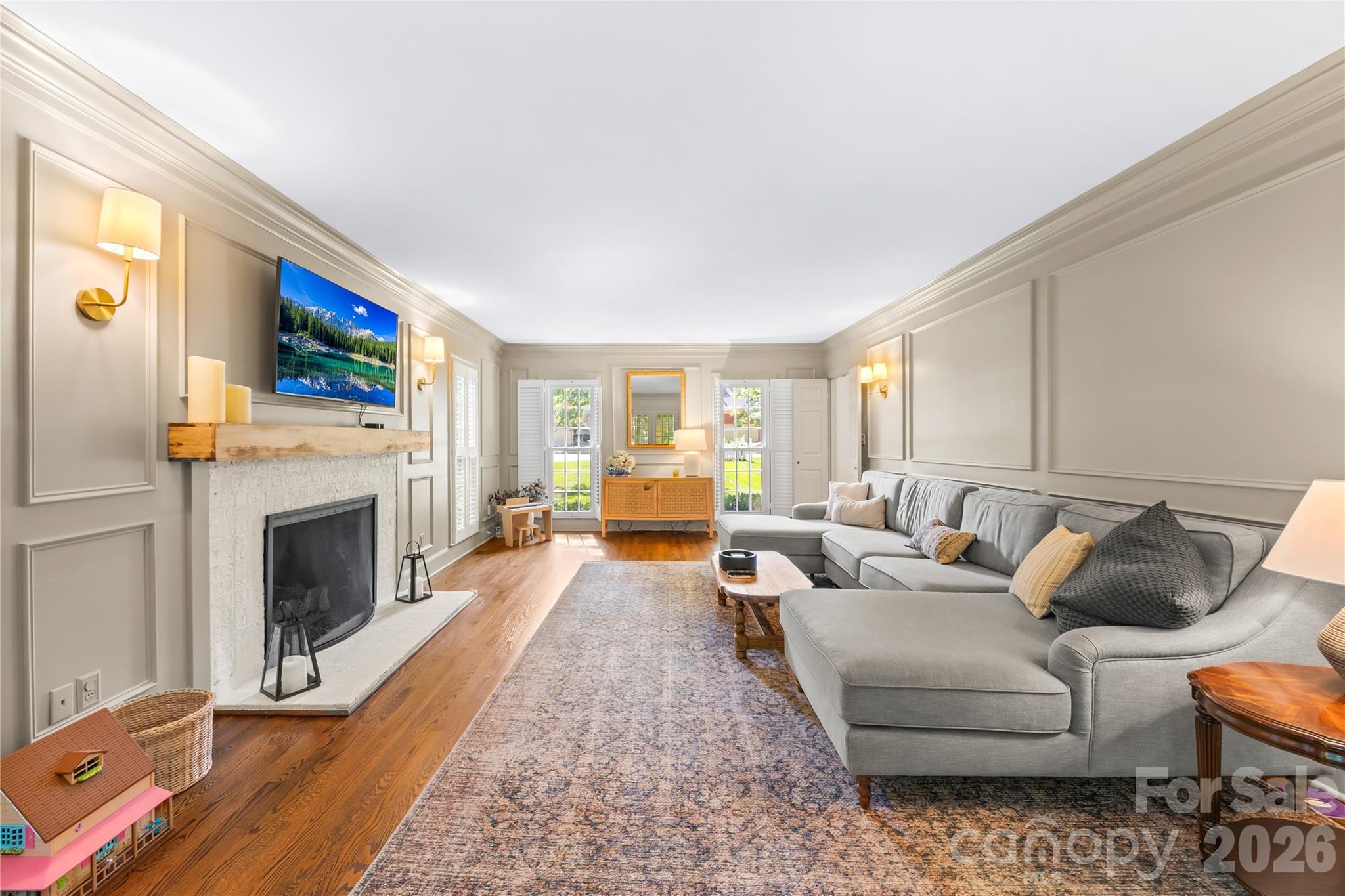 main property photo 23