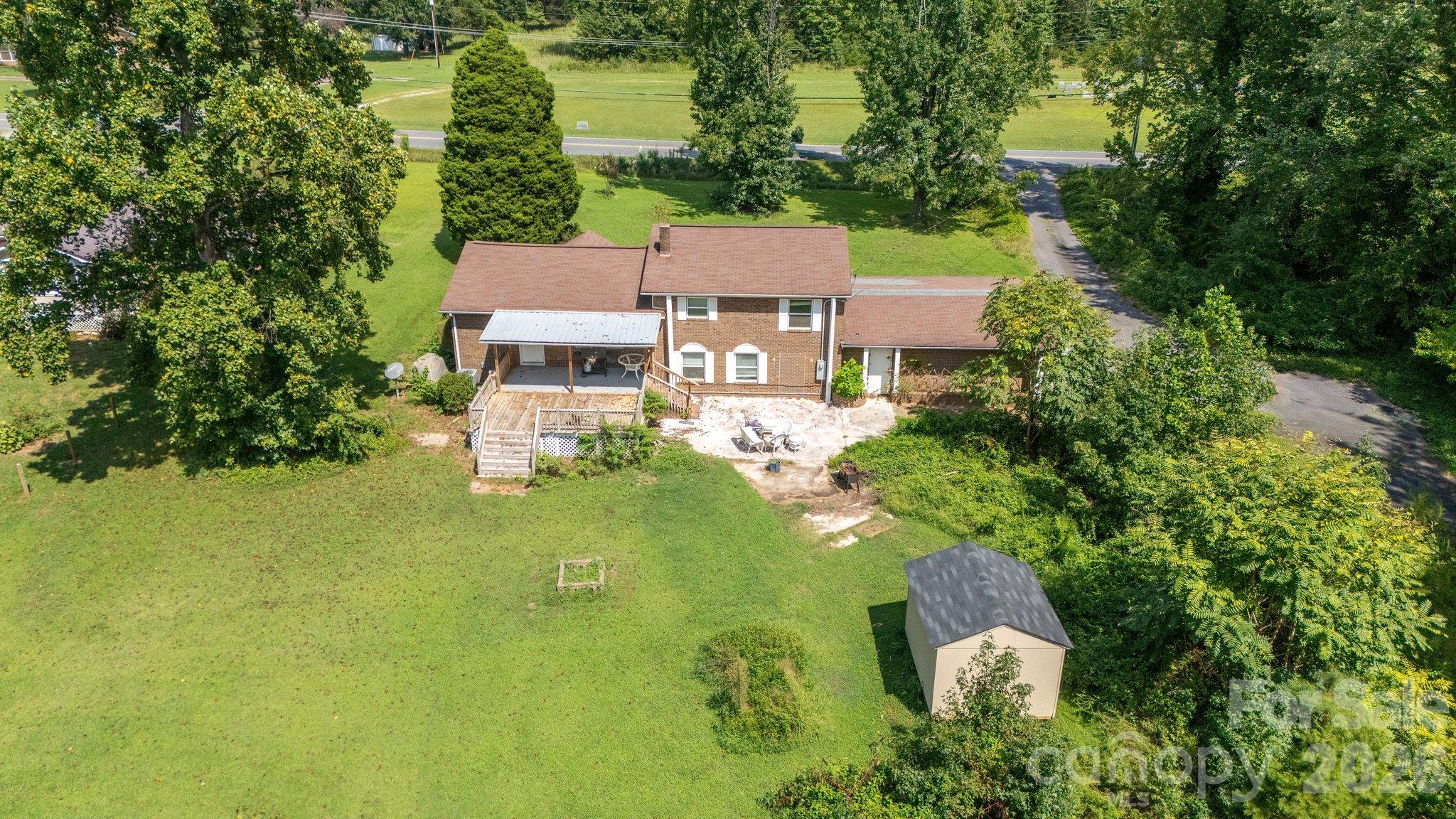main property photo 24