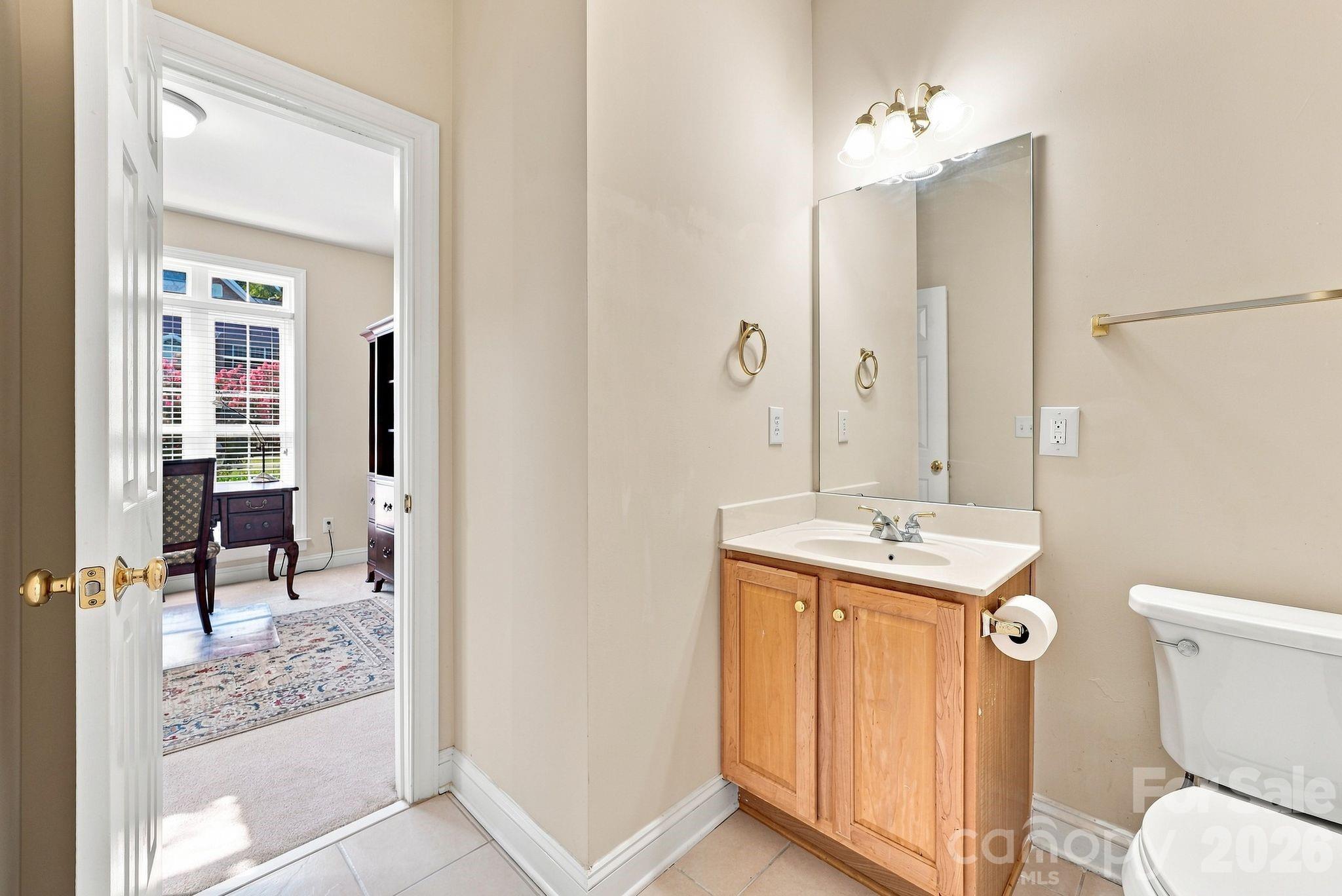 main property photo 10