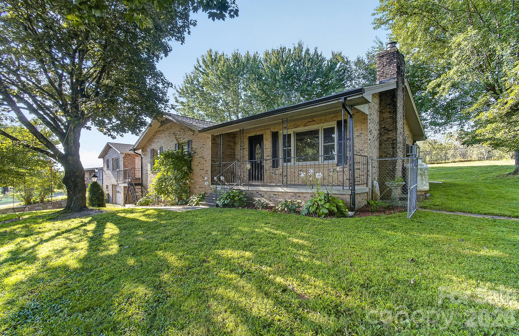 main property photo 1