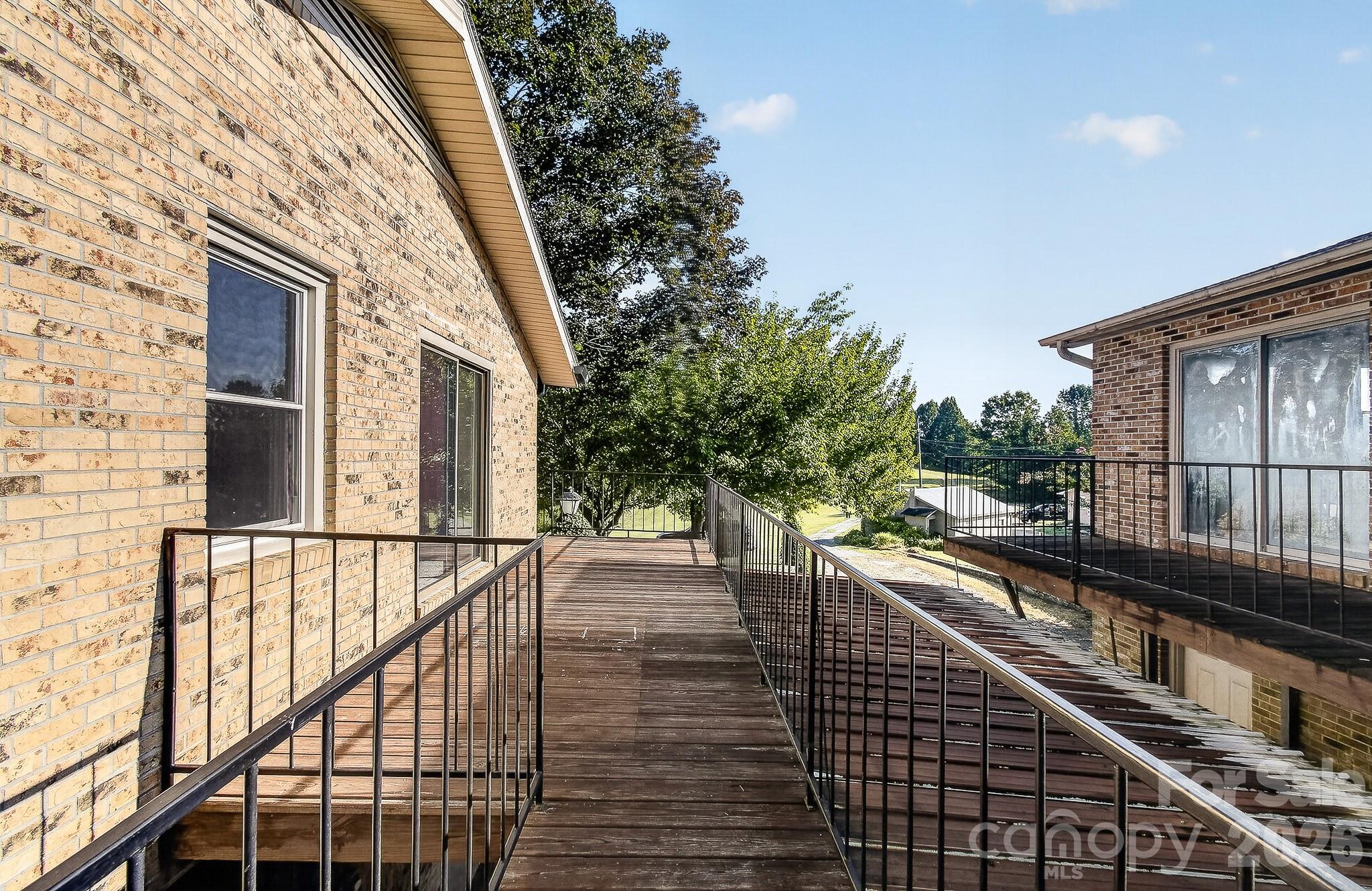 main property photo 20