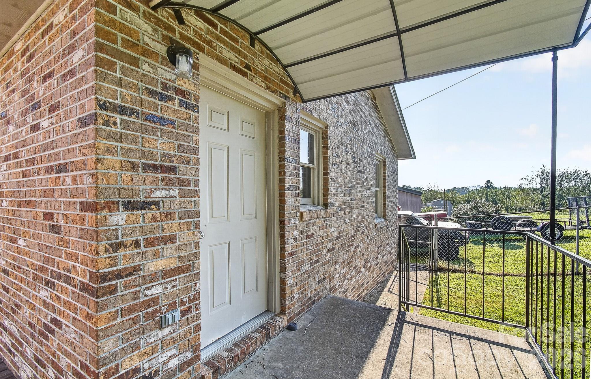 main property photo 24