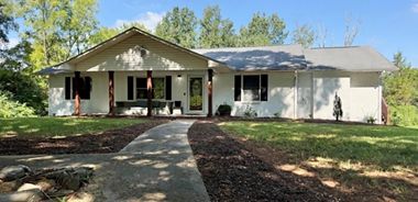image of property with 4 Bed | 2 Bath | 1,806 Sqft