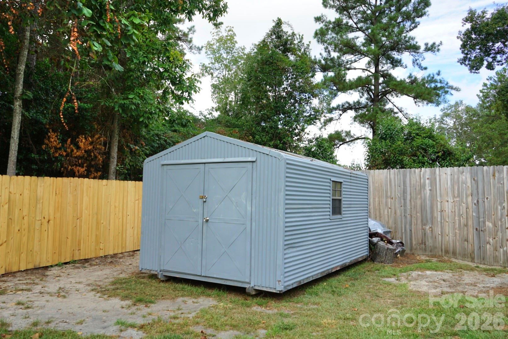 main property photo 39