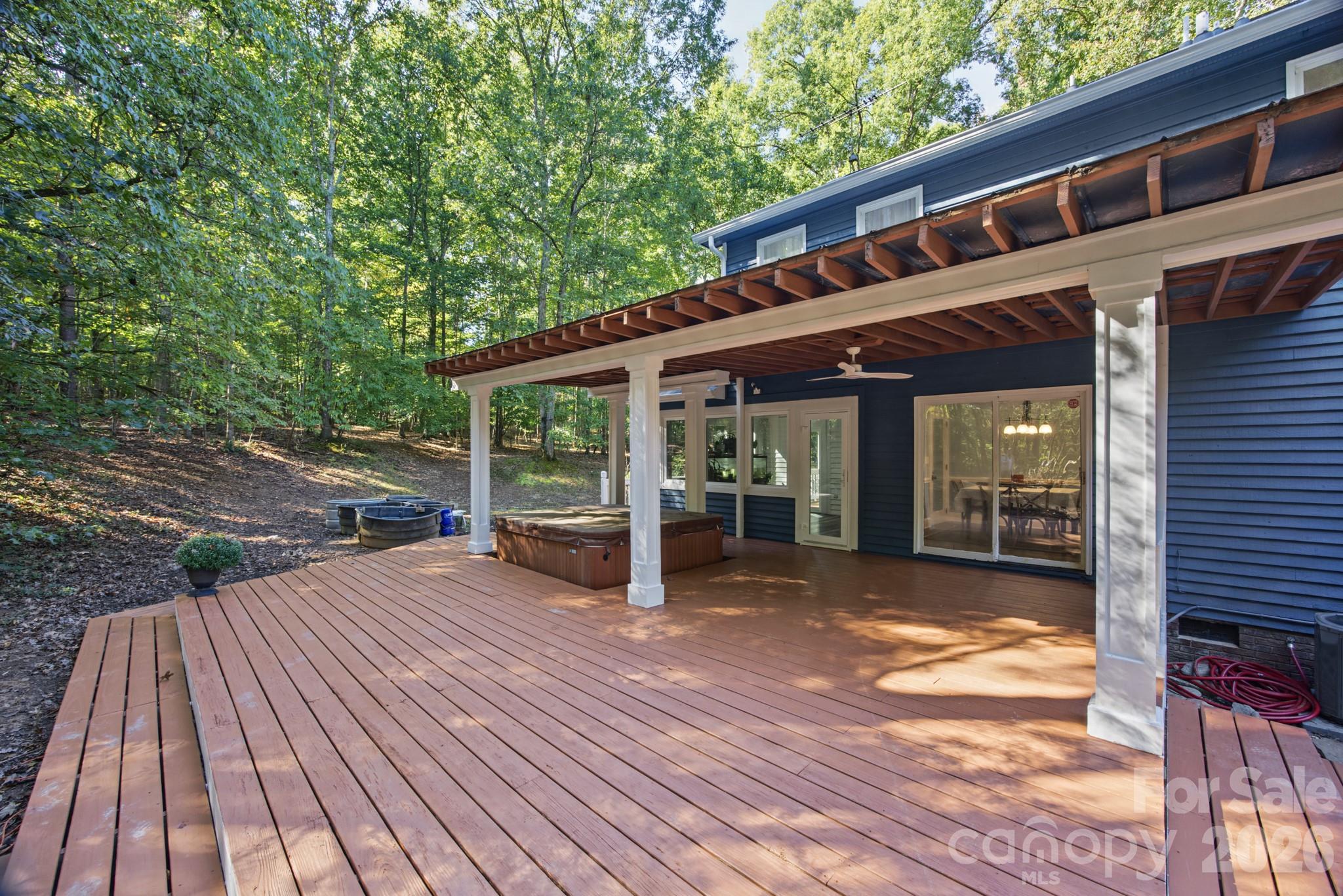 main property photo 24