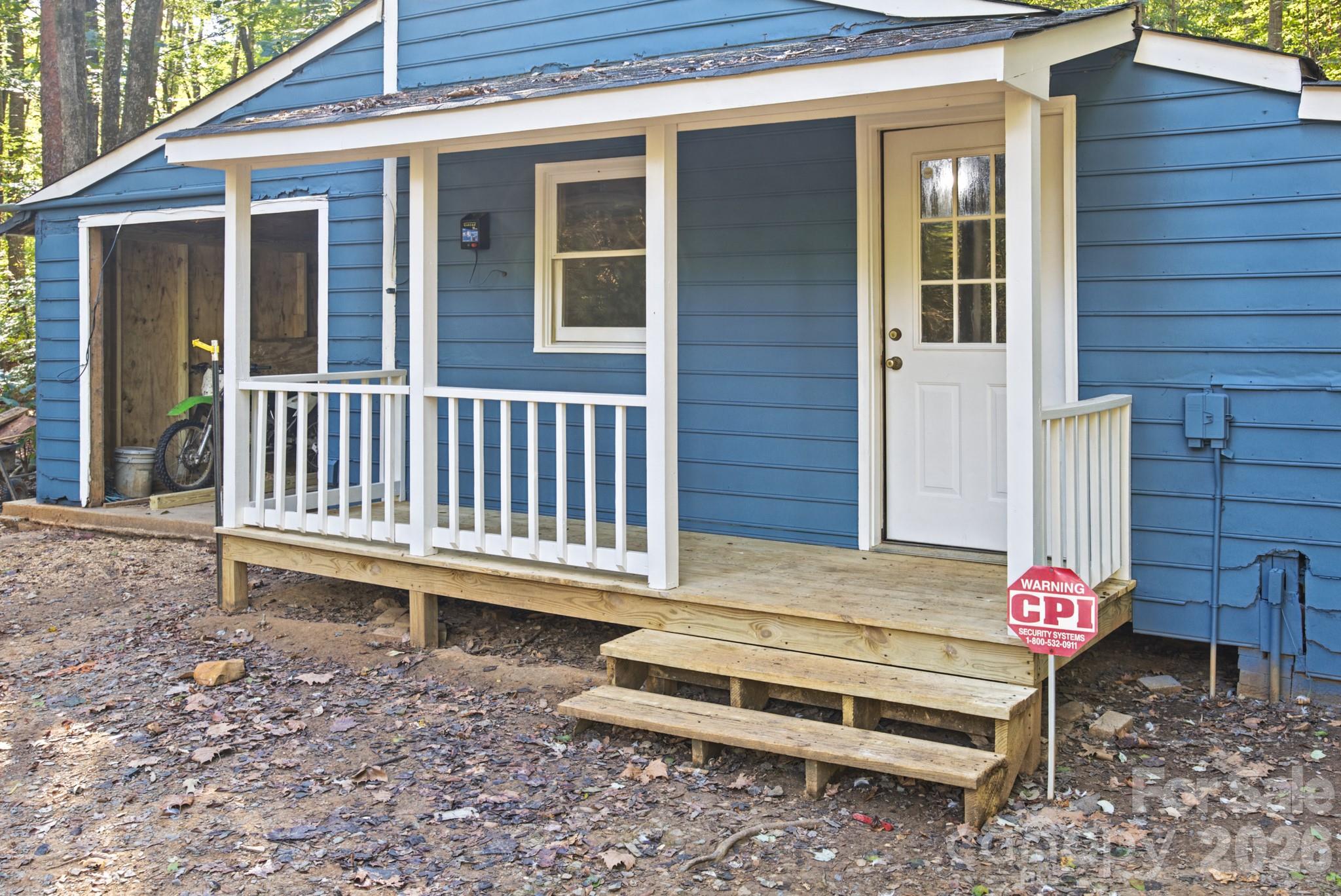main property photo 25