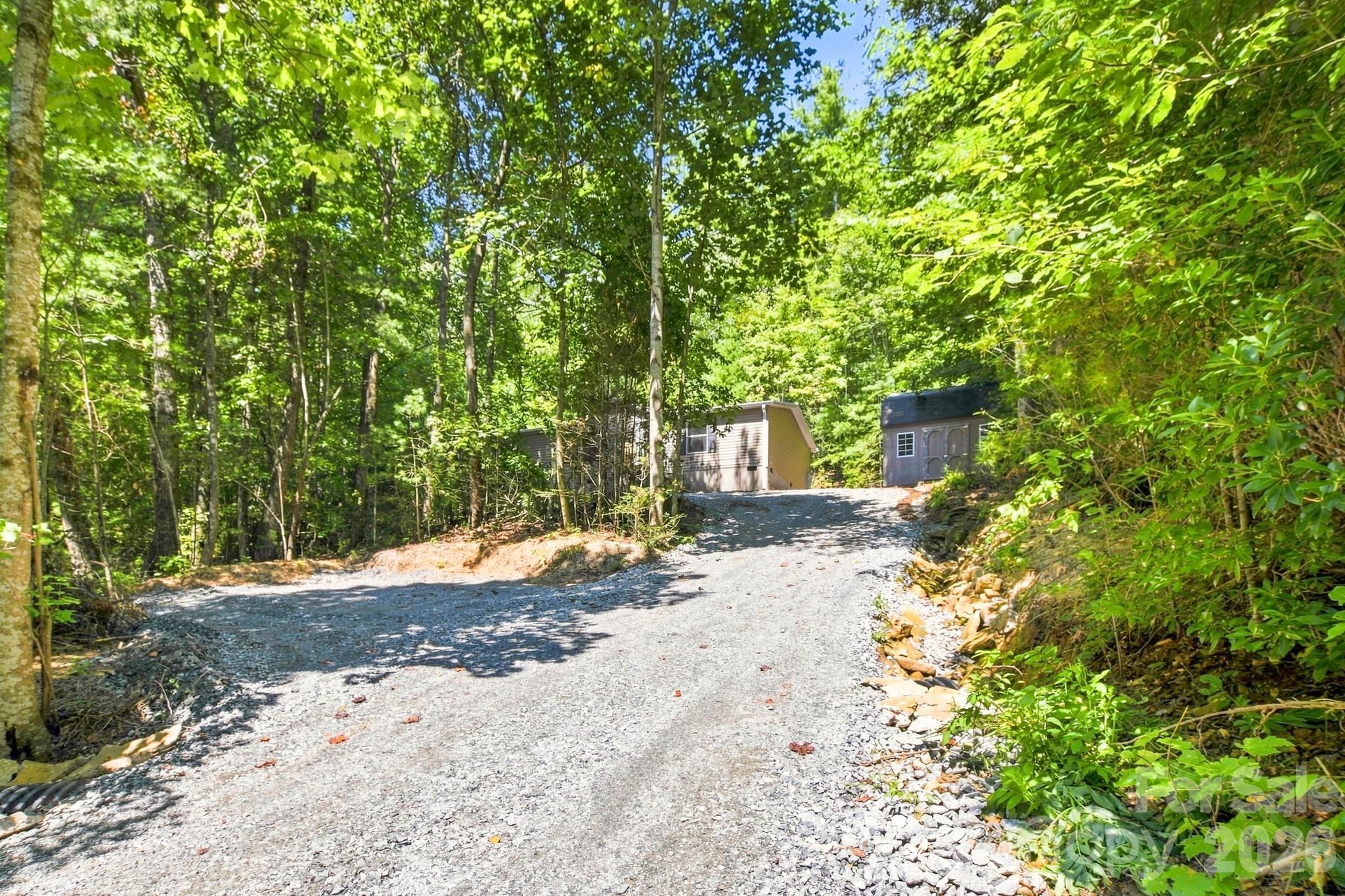main property photo 17