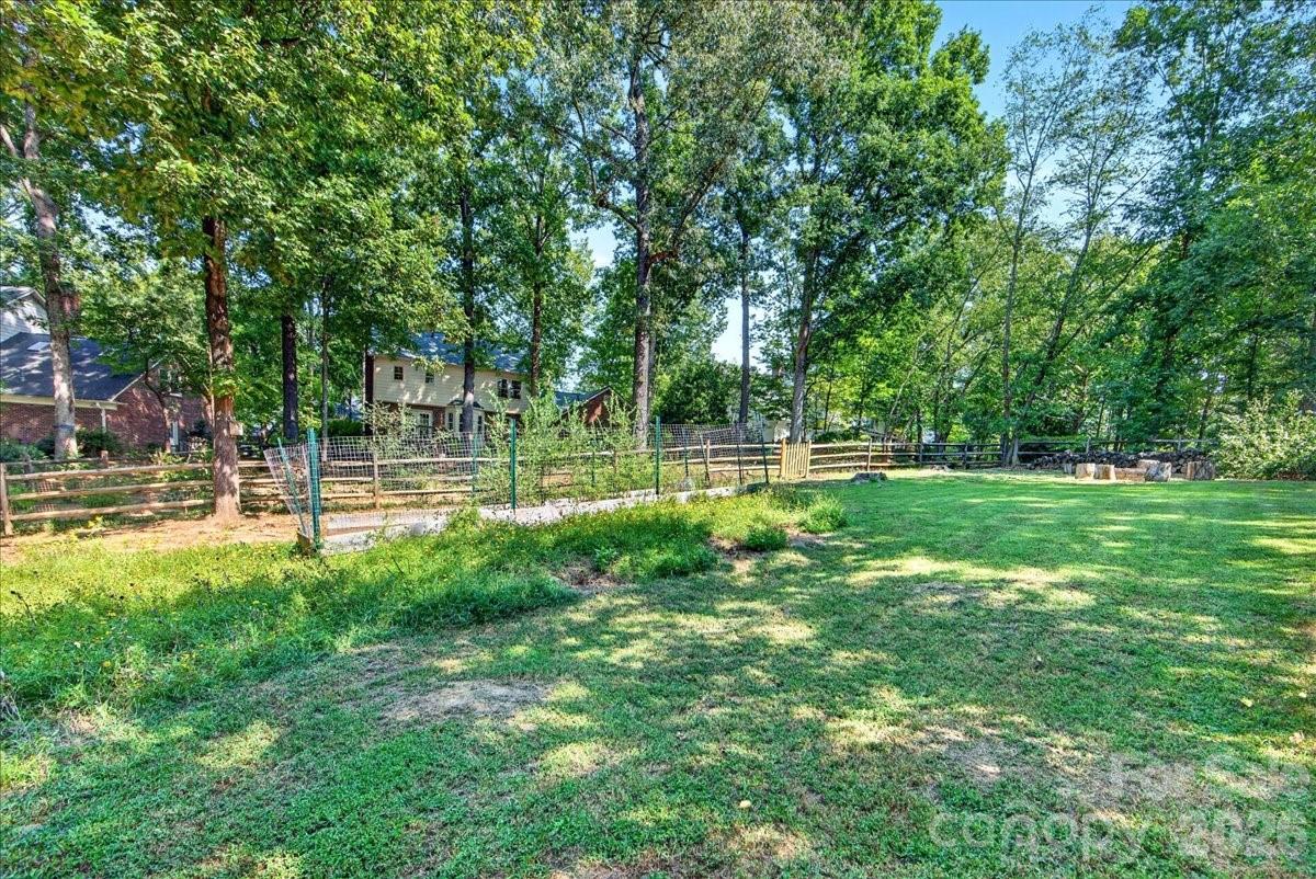 main property photo 39