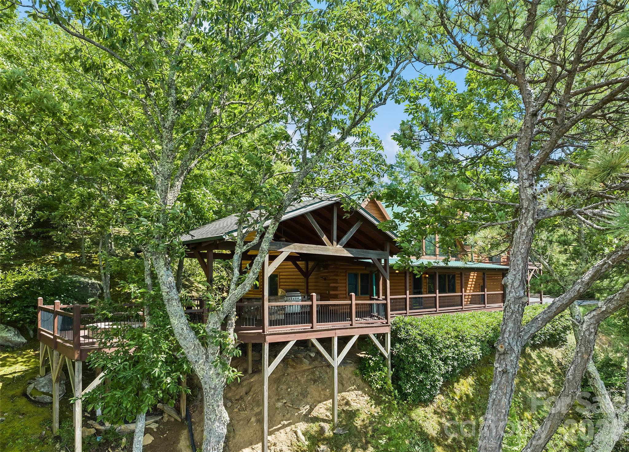 main property photo 9