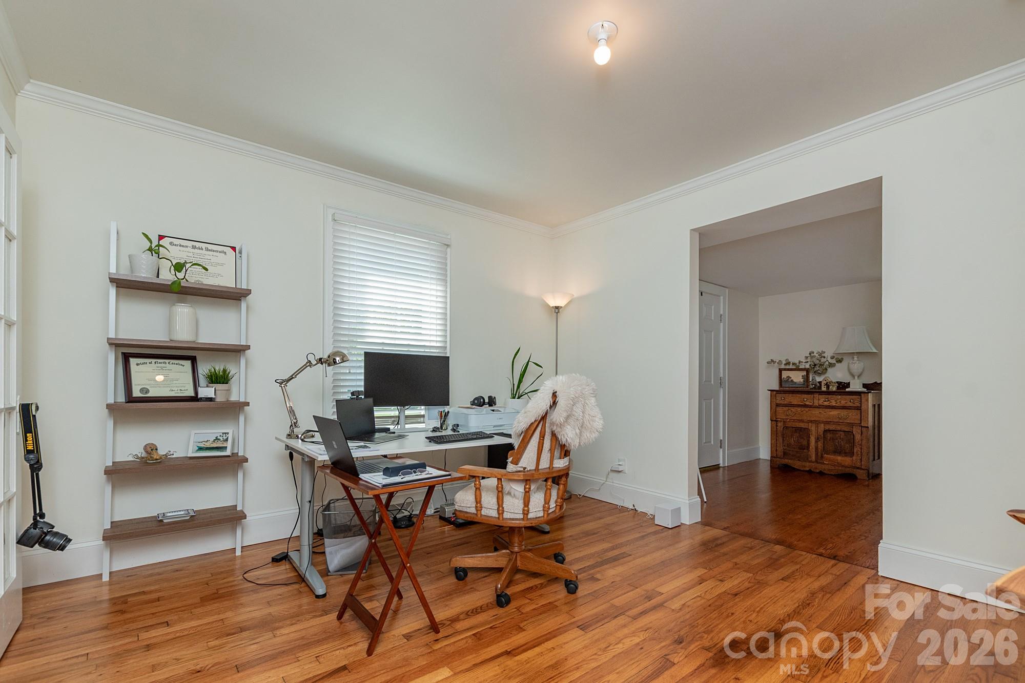 main property photo 16
