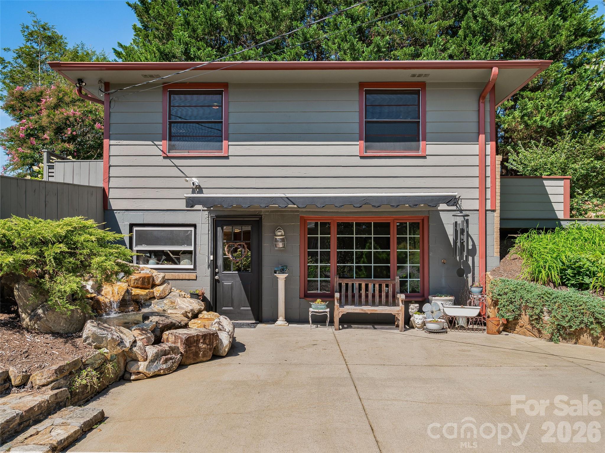 main property photo 27