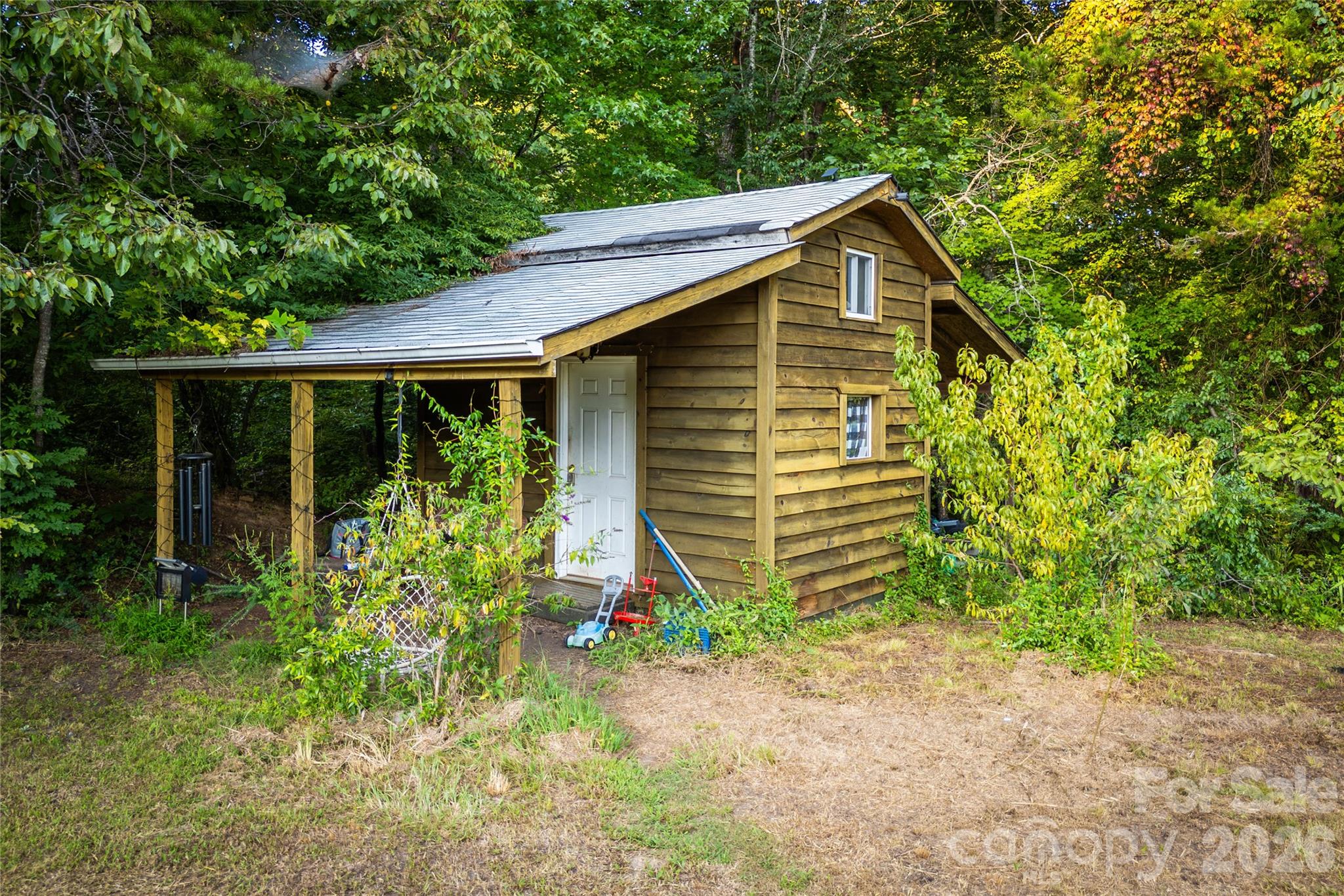 main property photo 26
