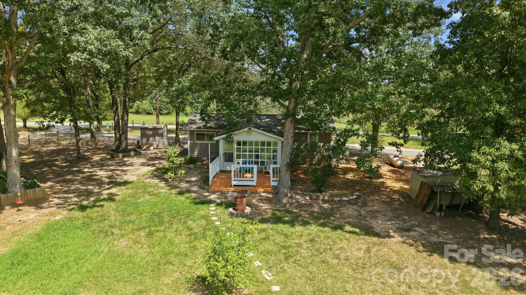 main property photo 20